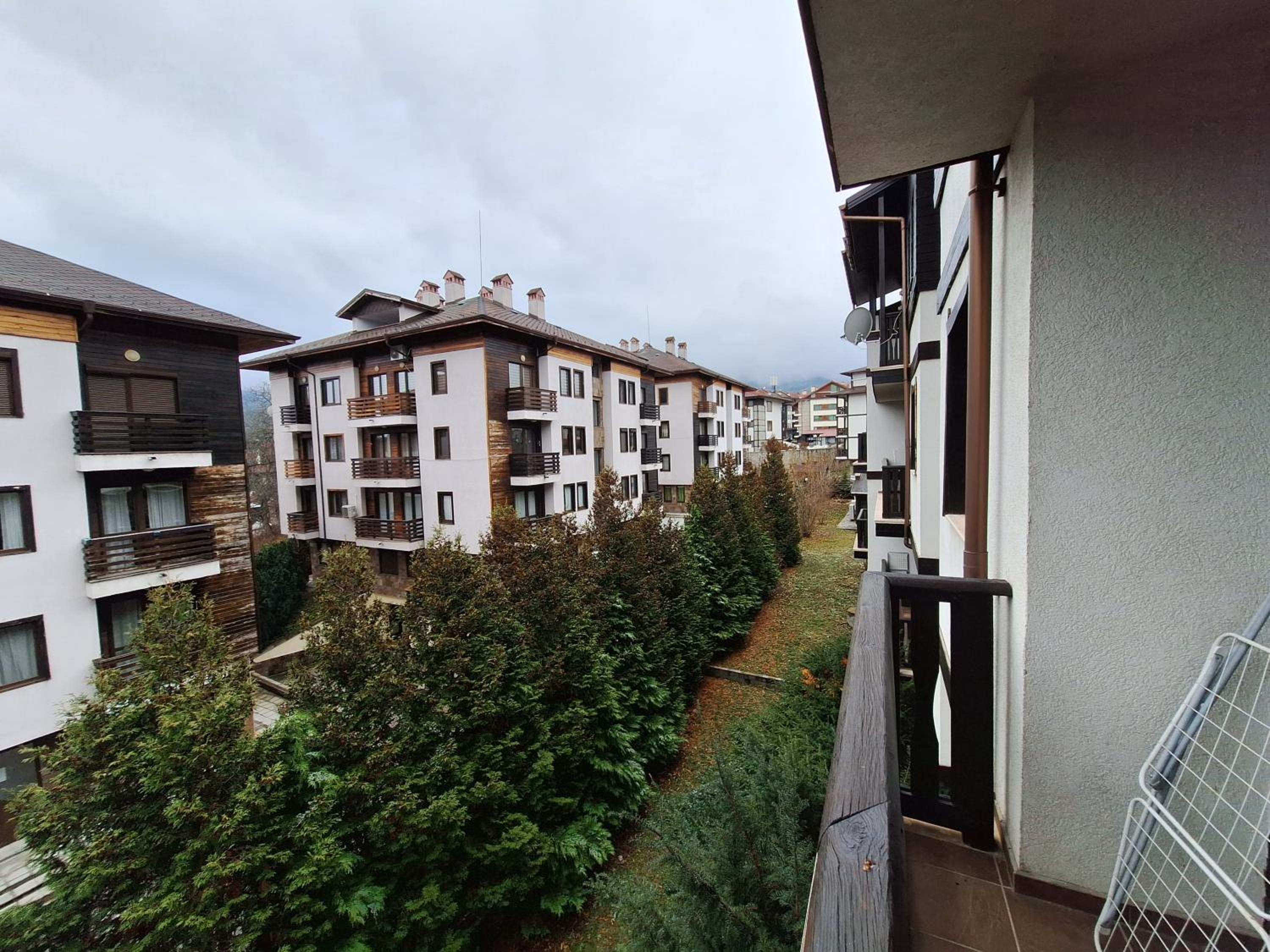 Top location ski-in ski-out and Swimming Pool
