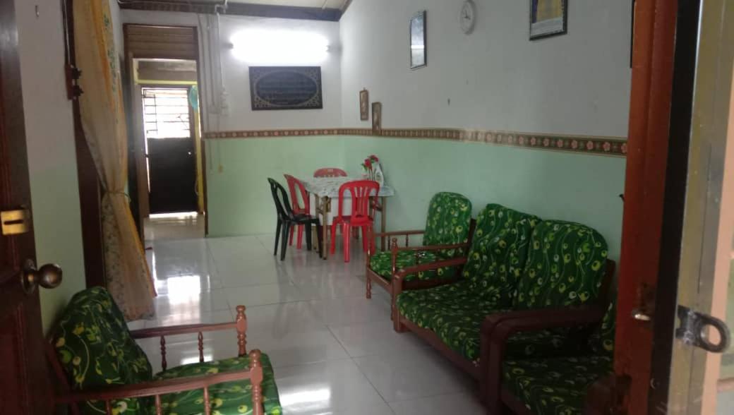 Homestay Hajah Zainab Linggi Negeri Sembilan photo 5