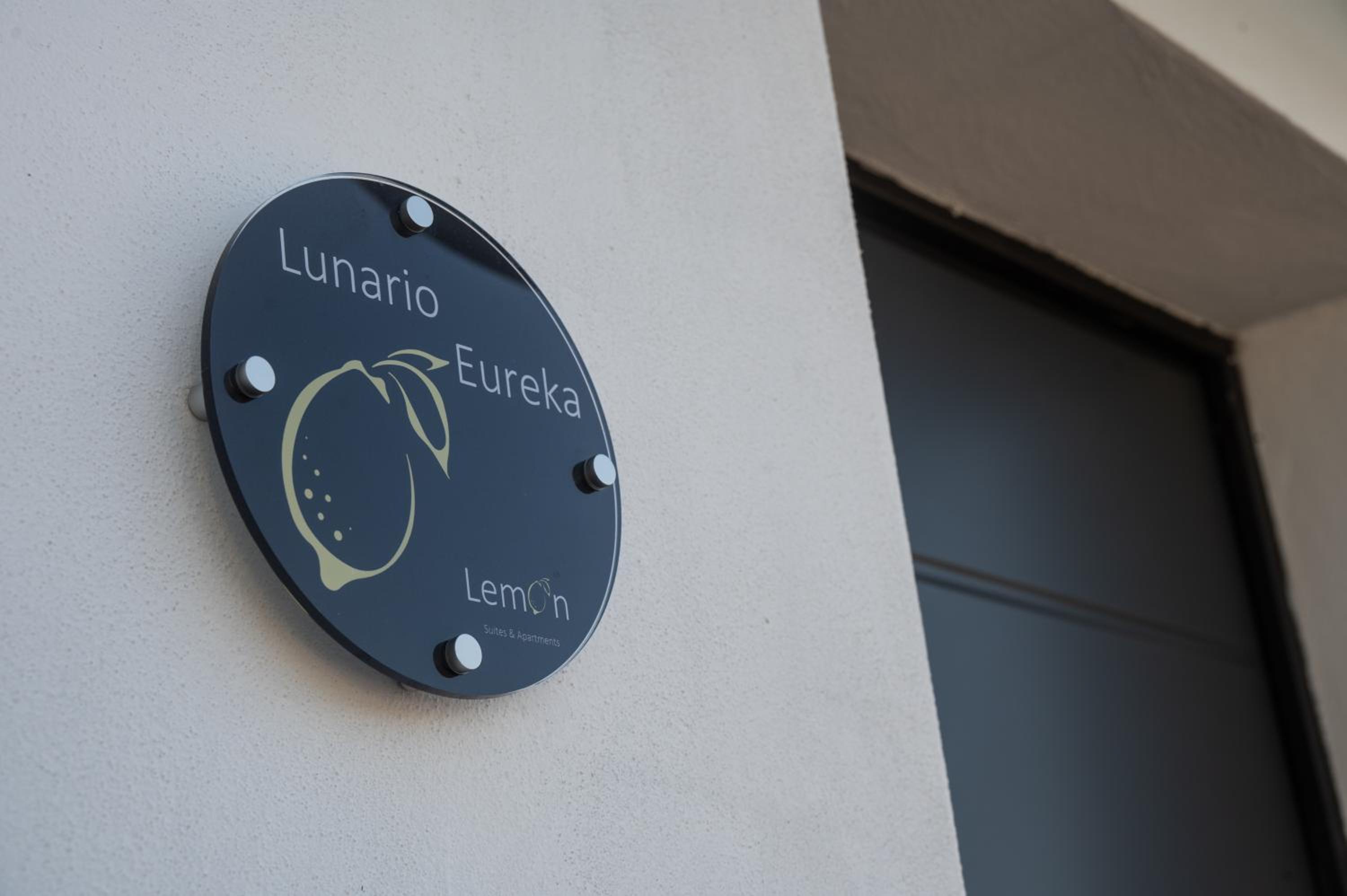 lemon suites apartments