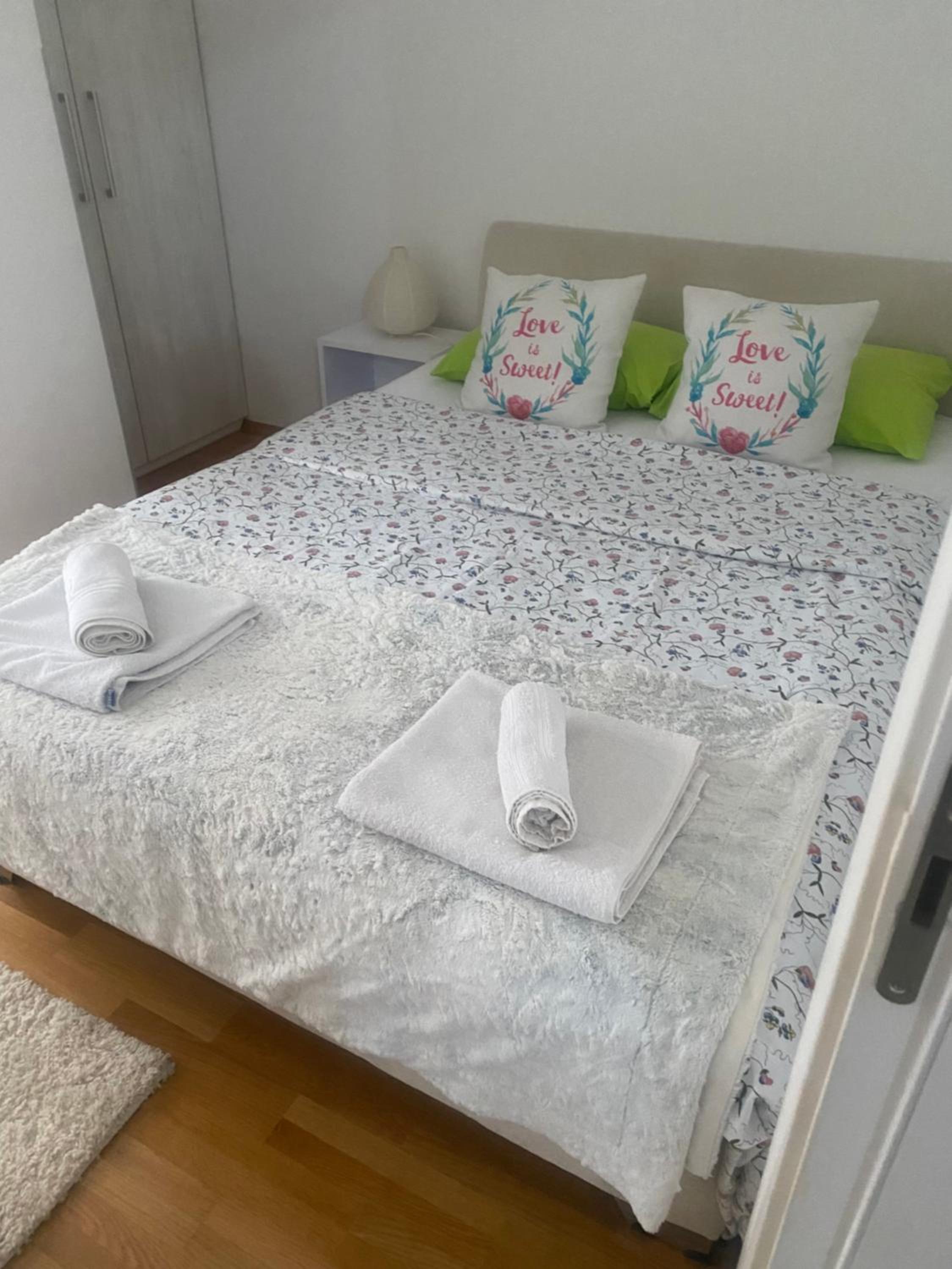Alexandra apartment