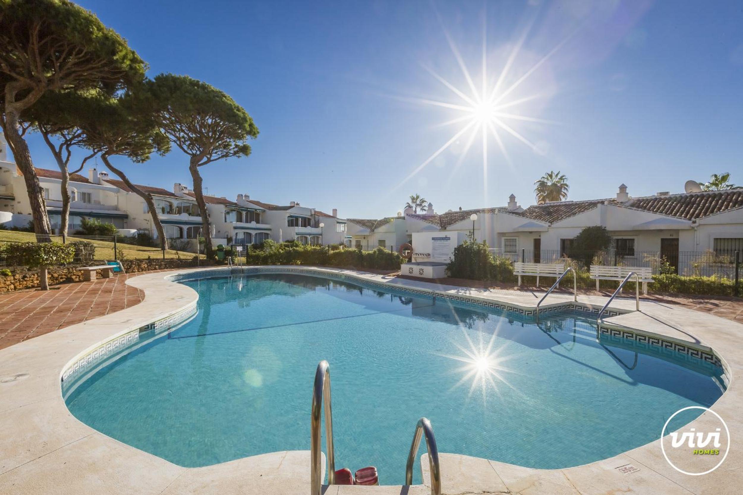 ViVi Homes - Nico Pool, Terrace & Sea View photo 4