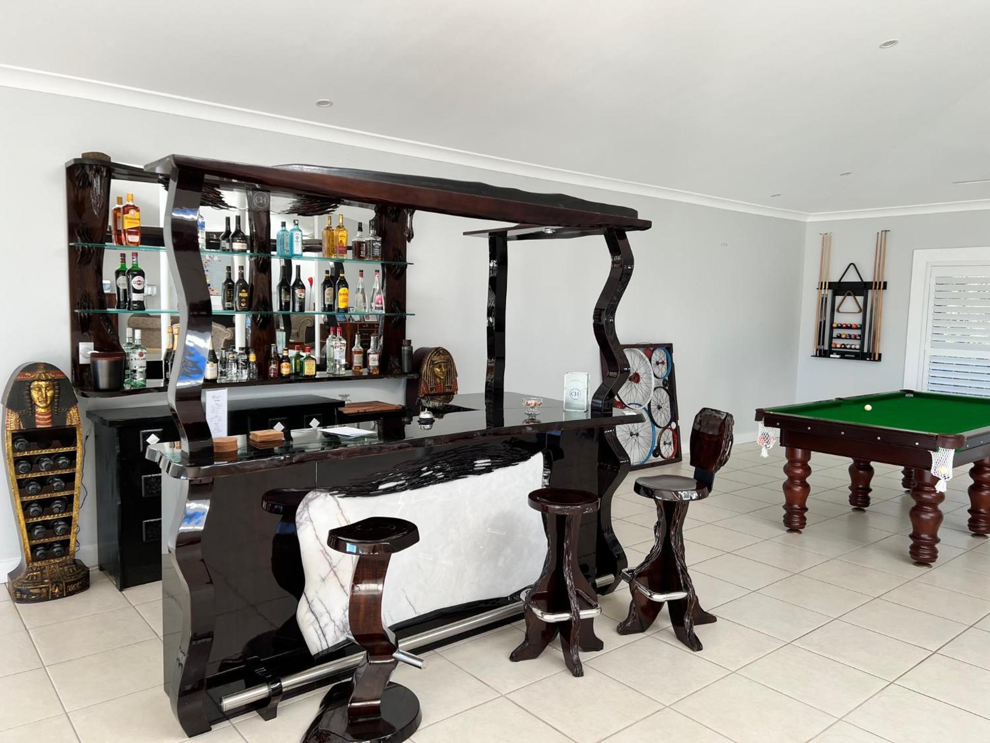 The Country House at Hunchy Montville