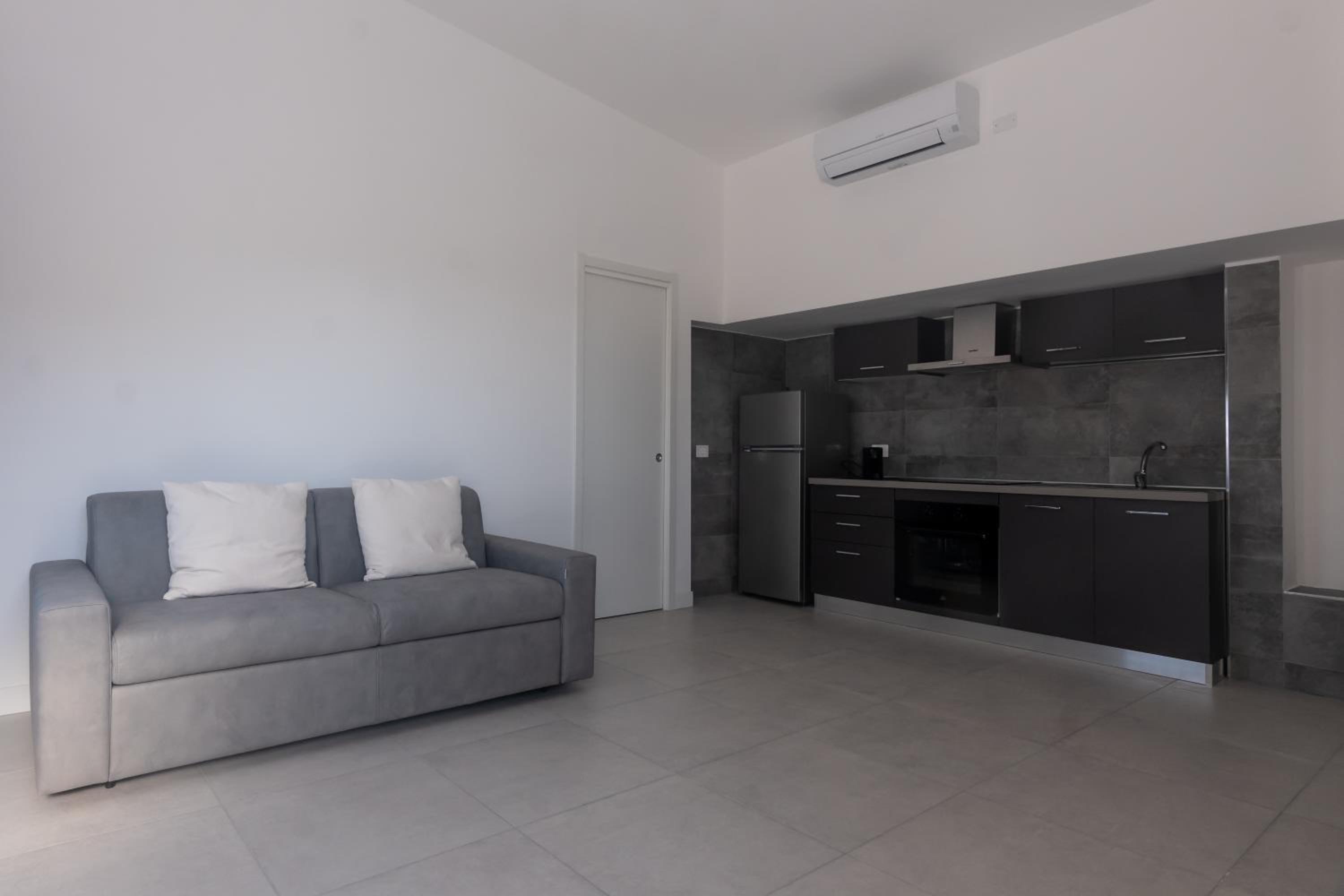 lemon suites apartments