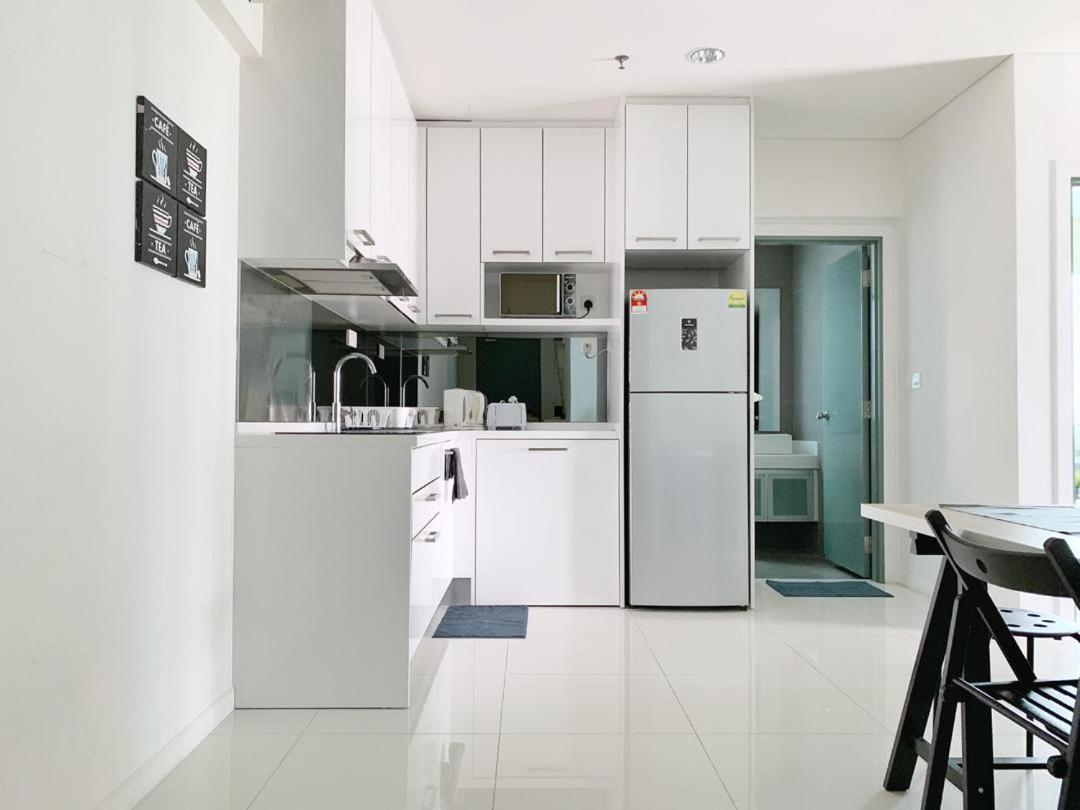 Mercu Summer Suites Bukit Bintang Kuala Lumpur Apartment