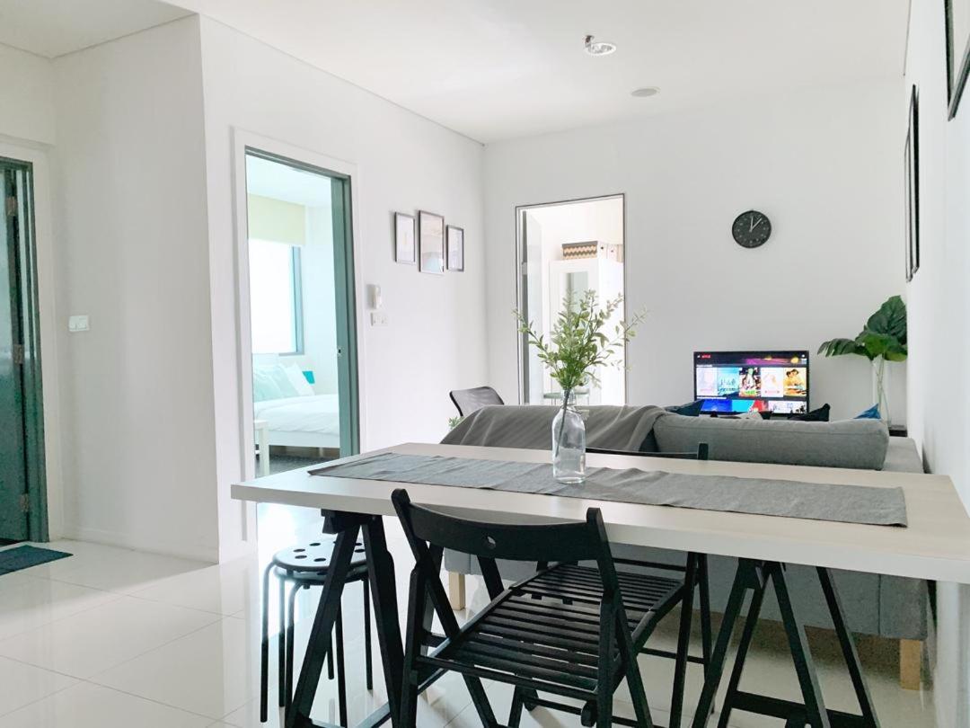 Mercu Summer Suites Bukit Bintang Kuala Lumpur Apartment