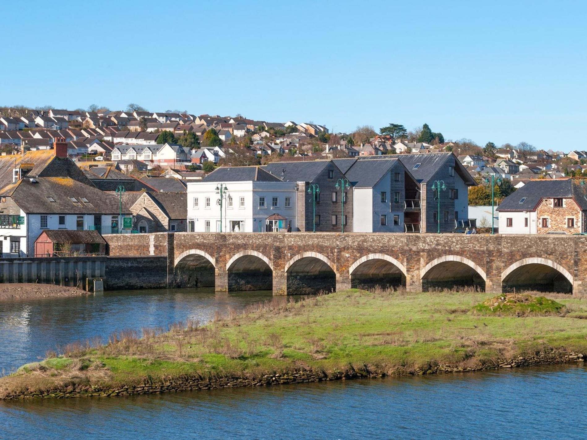2 Bed in Padstow CINNA view 2