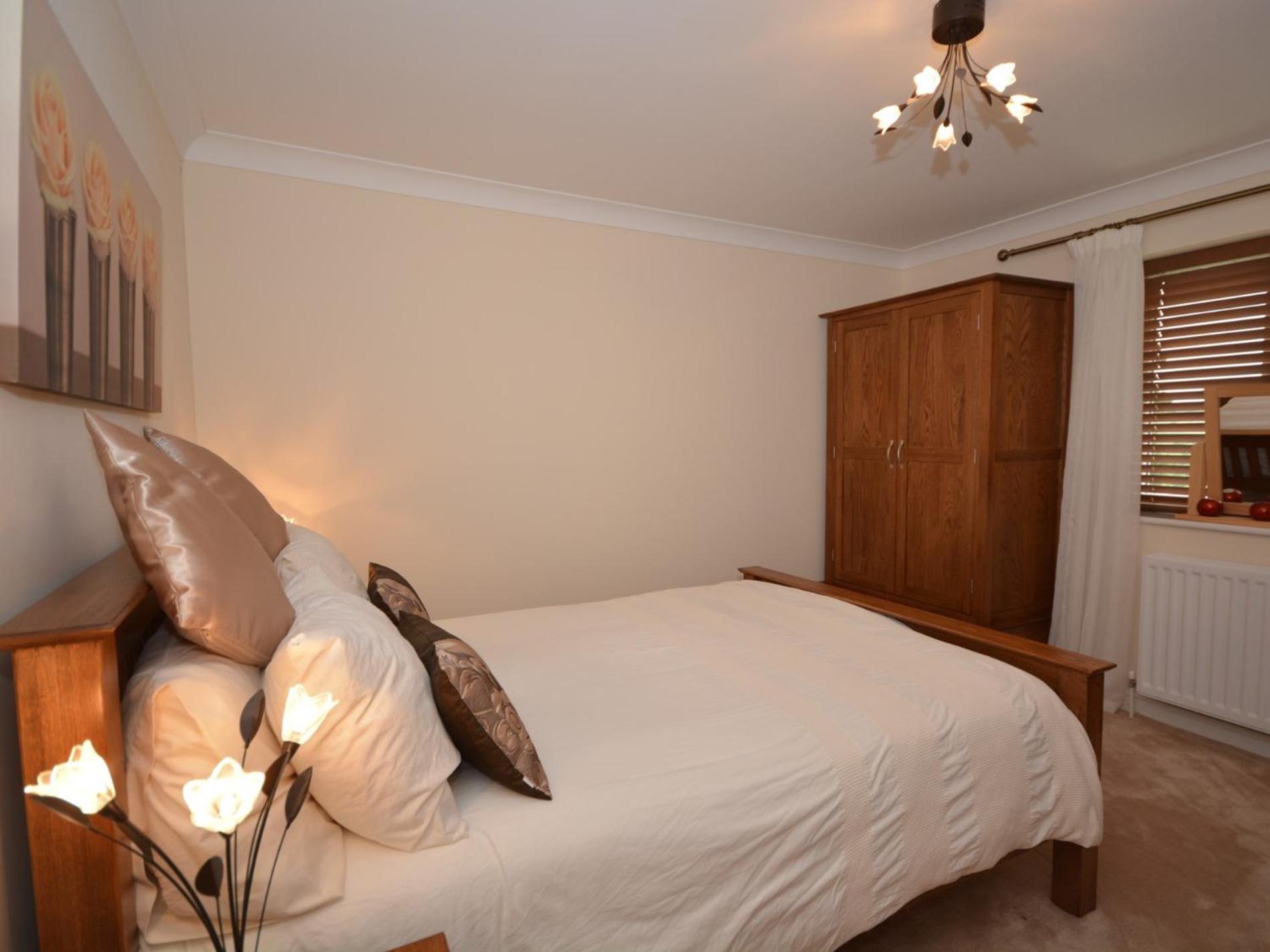 4 Bed in Bideford oc-nilga view 2