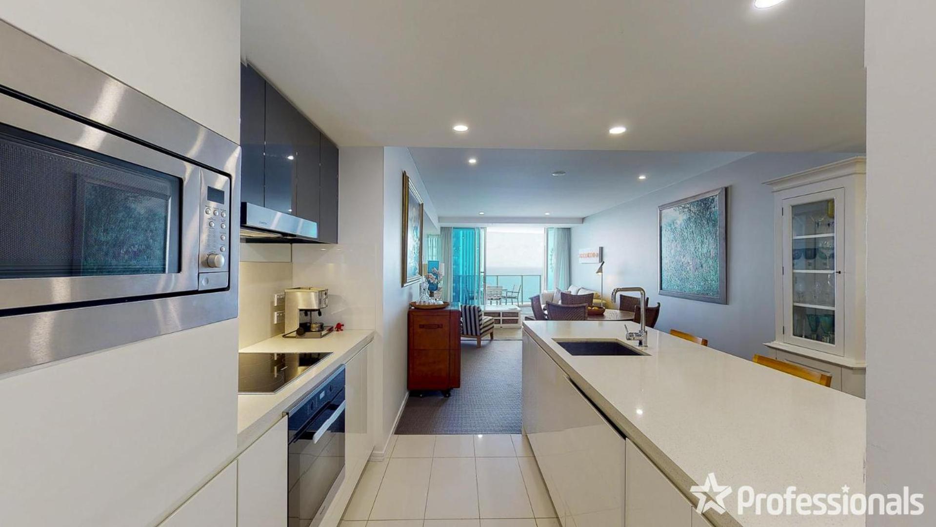 Number 1 H Residences - WiFi, Parking & More by Gold Coast Holidays