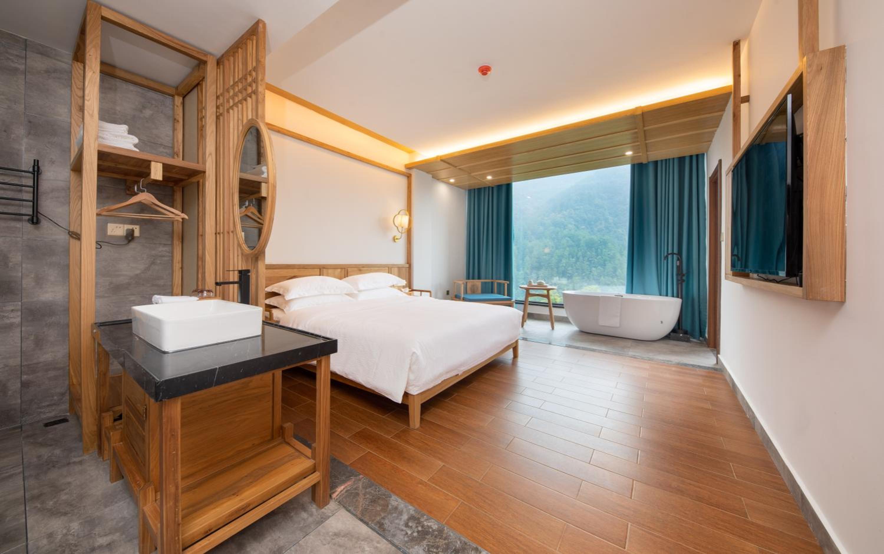 Zhangjiajie Qiquan Vacation B&B