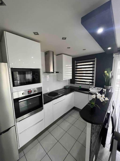 2 Mins from Train Station - Free Parking - Paris & DisneyLand - Lognes