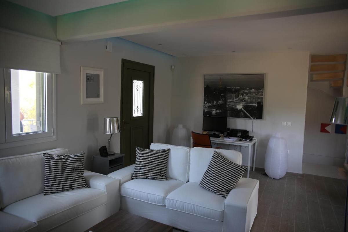 Lefkada Beach Villa view 4