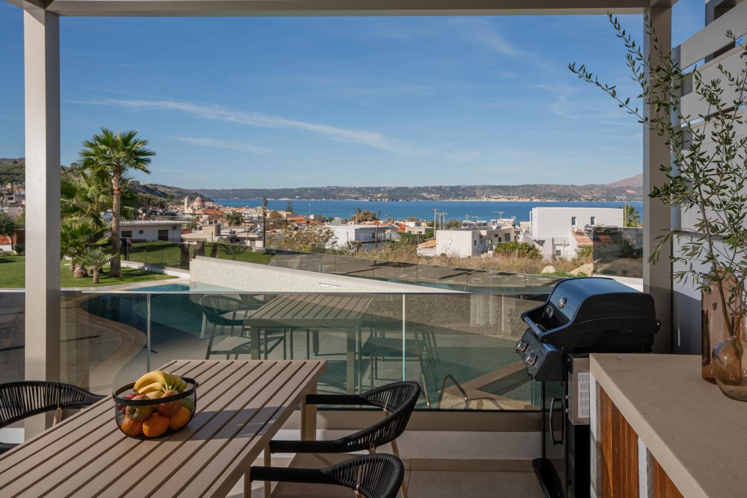 AmphiMatrion Luxury Residence