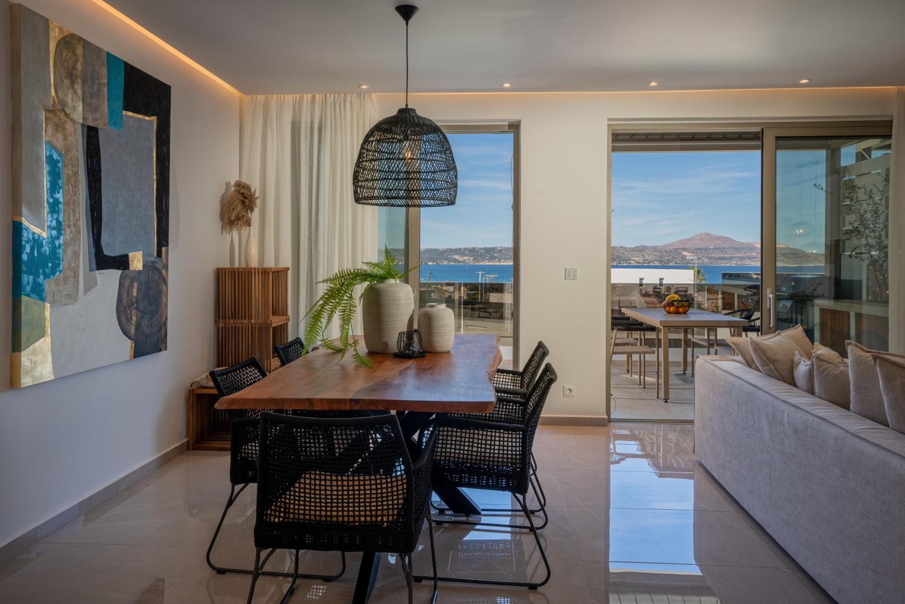 AmphiMatrion Luxury Residence