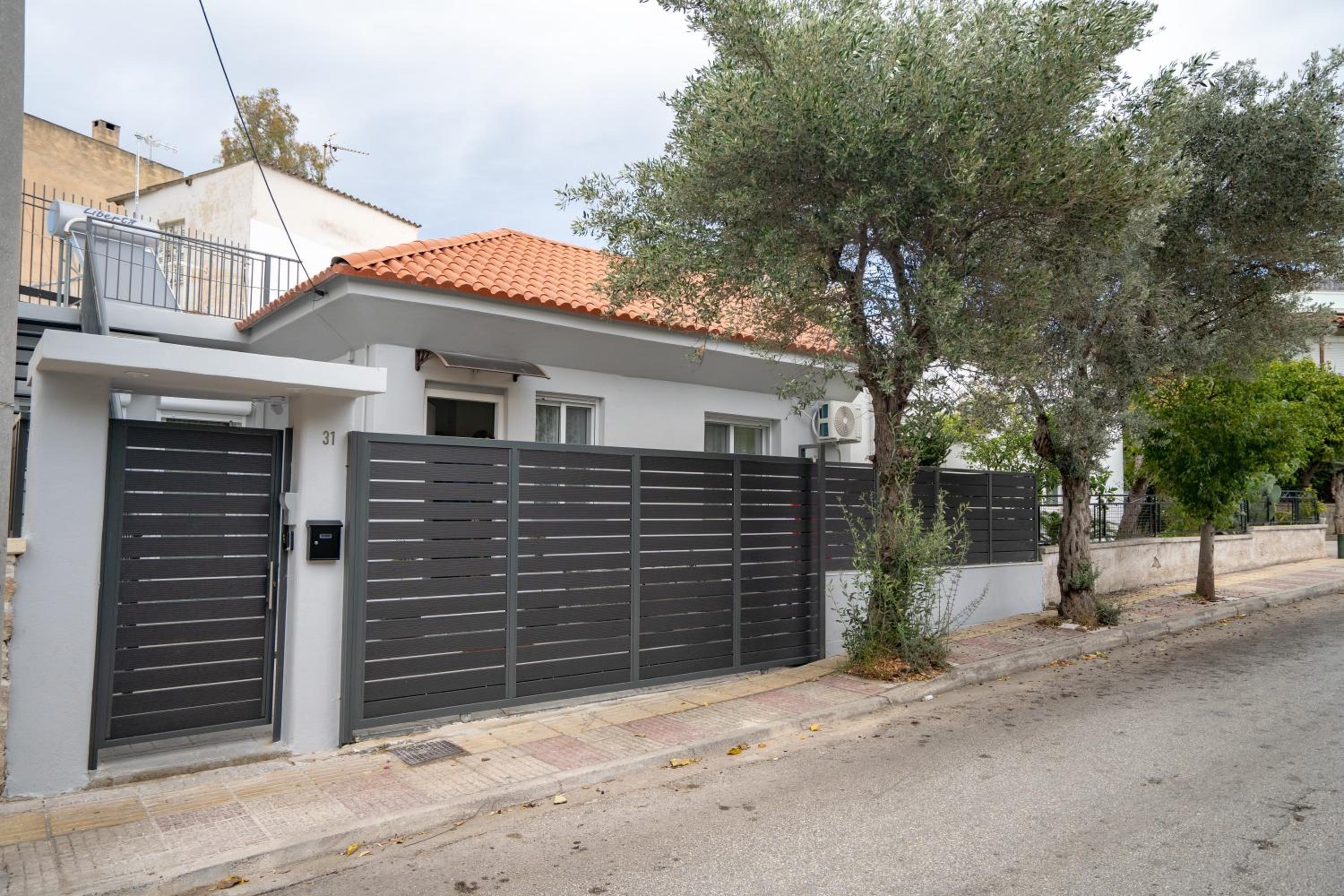 Odysseus house at imittos 2 bedrms 4 pers by MPS