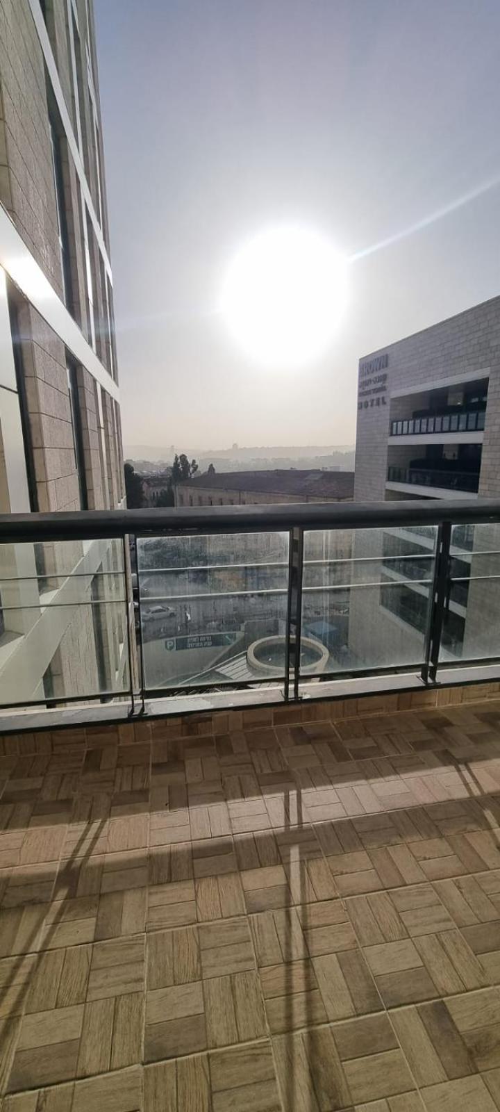 JTower Royal Suites - Alefimmoed