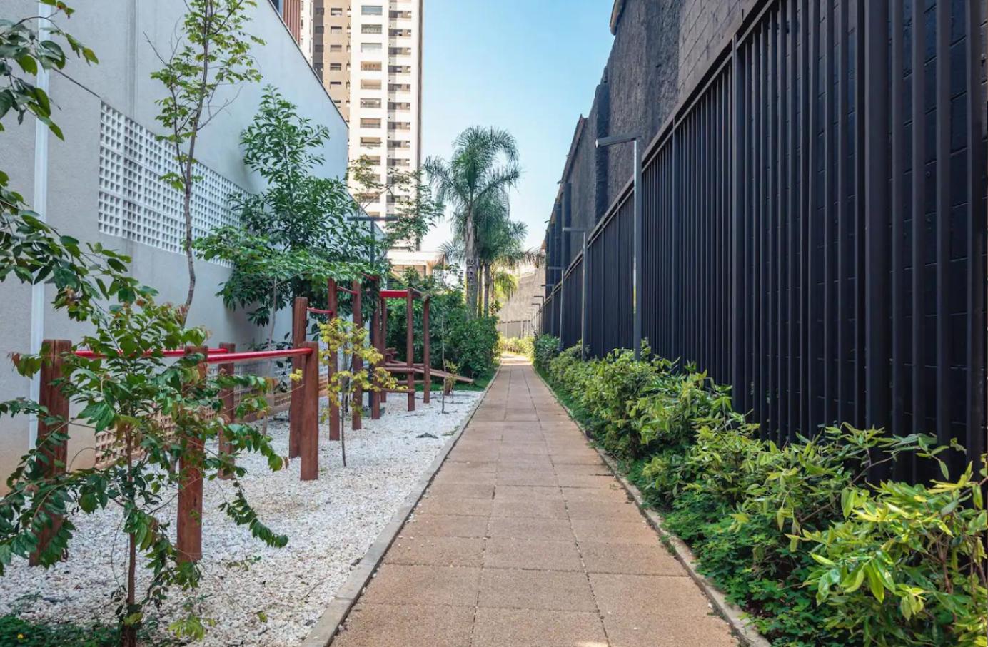 Resort, Piscina e Natureza em SP