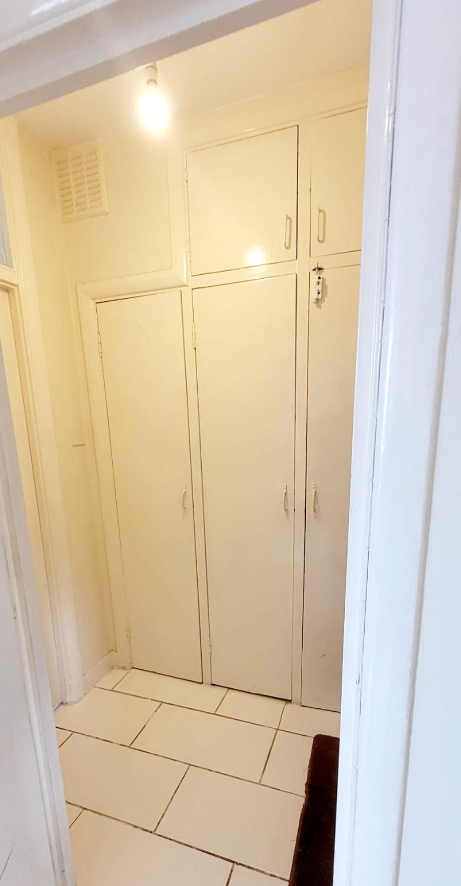 Studio flat in Central London