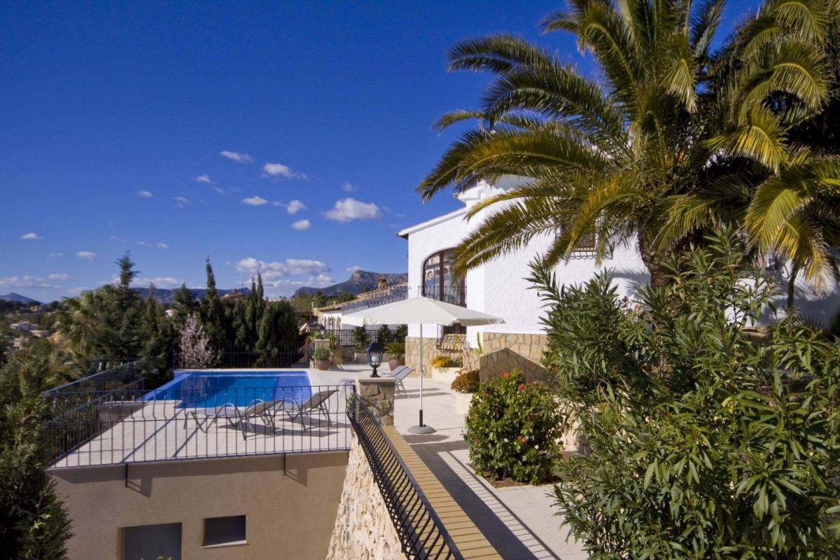 Villa Quimera - Plusholidays view 2