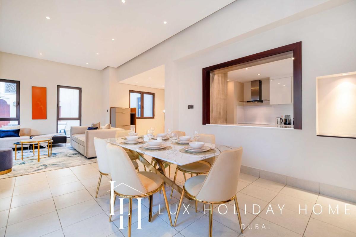 LUX The Burj Khalifa View Garden Suite