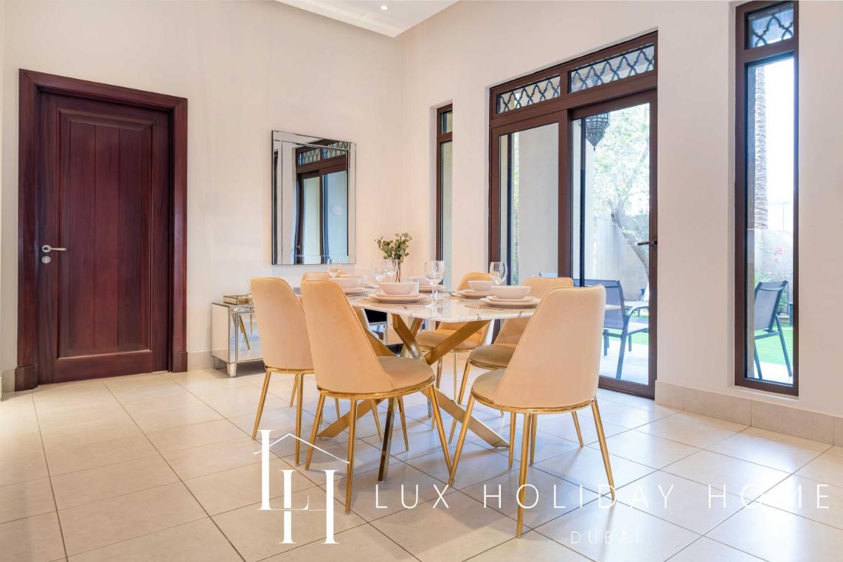 LUX The Burj Khalifa View Garden Suite