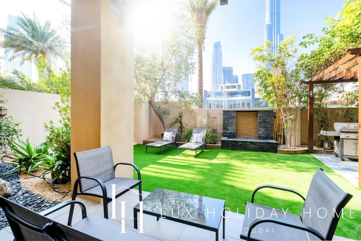 LUX The Burj Khalifa View Garden Suite
