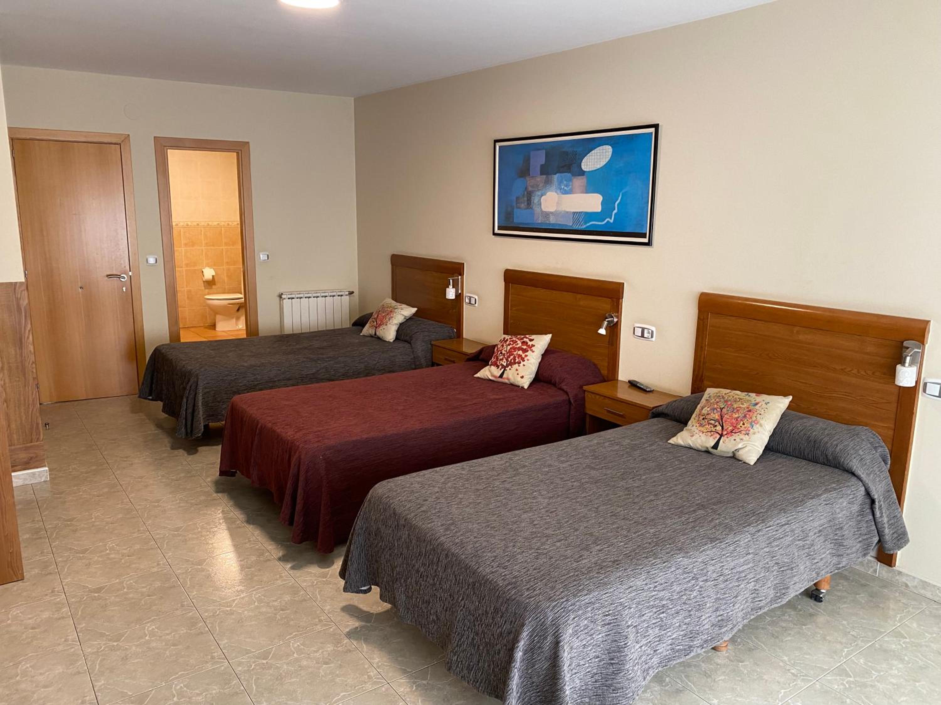 dpCristal en Sarria — hotel room