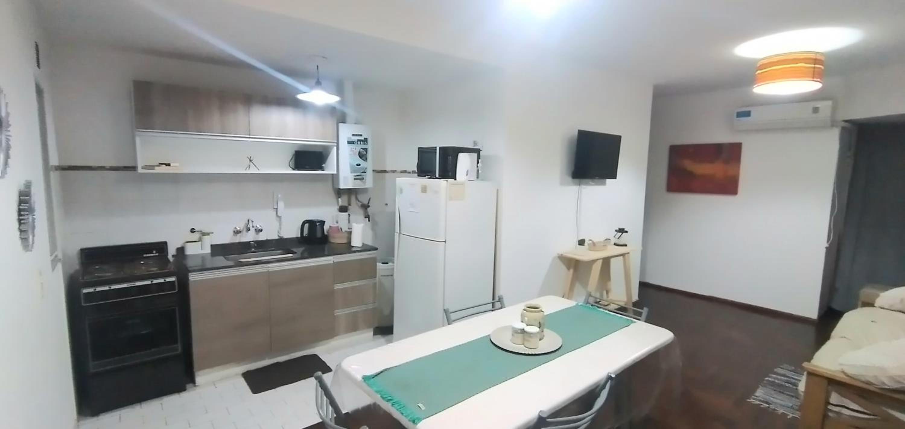 Departamento amplio y comodo zona centro