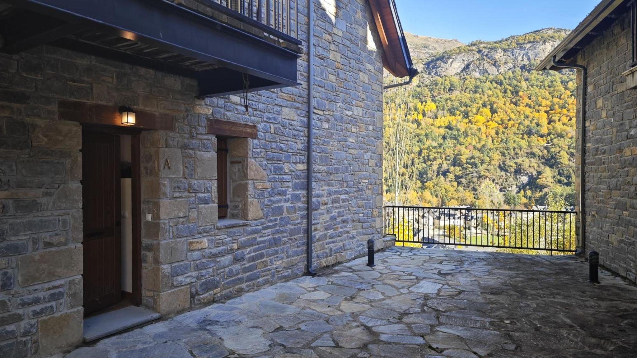 Villa R´Arco - tucasaenlospirineos