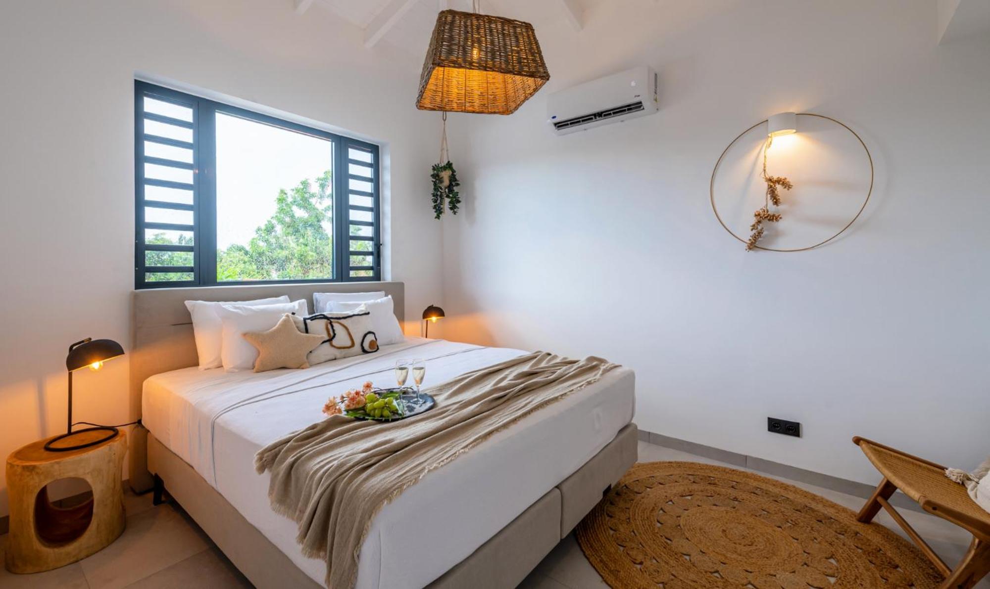 Starfish - Brand new apartment with pool close to the beach