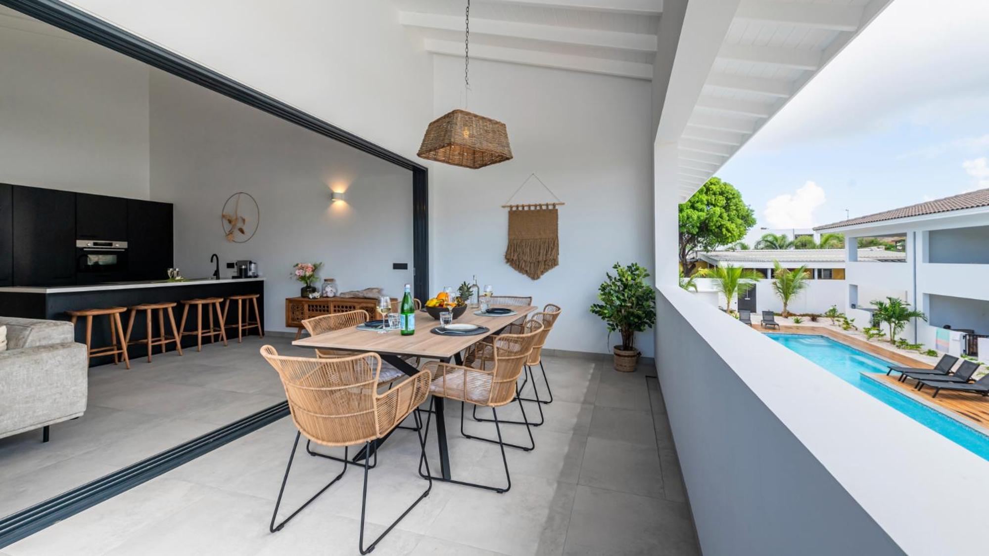 Starfish - Brand new apartment with pool close to the beach