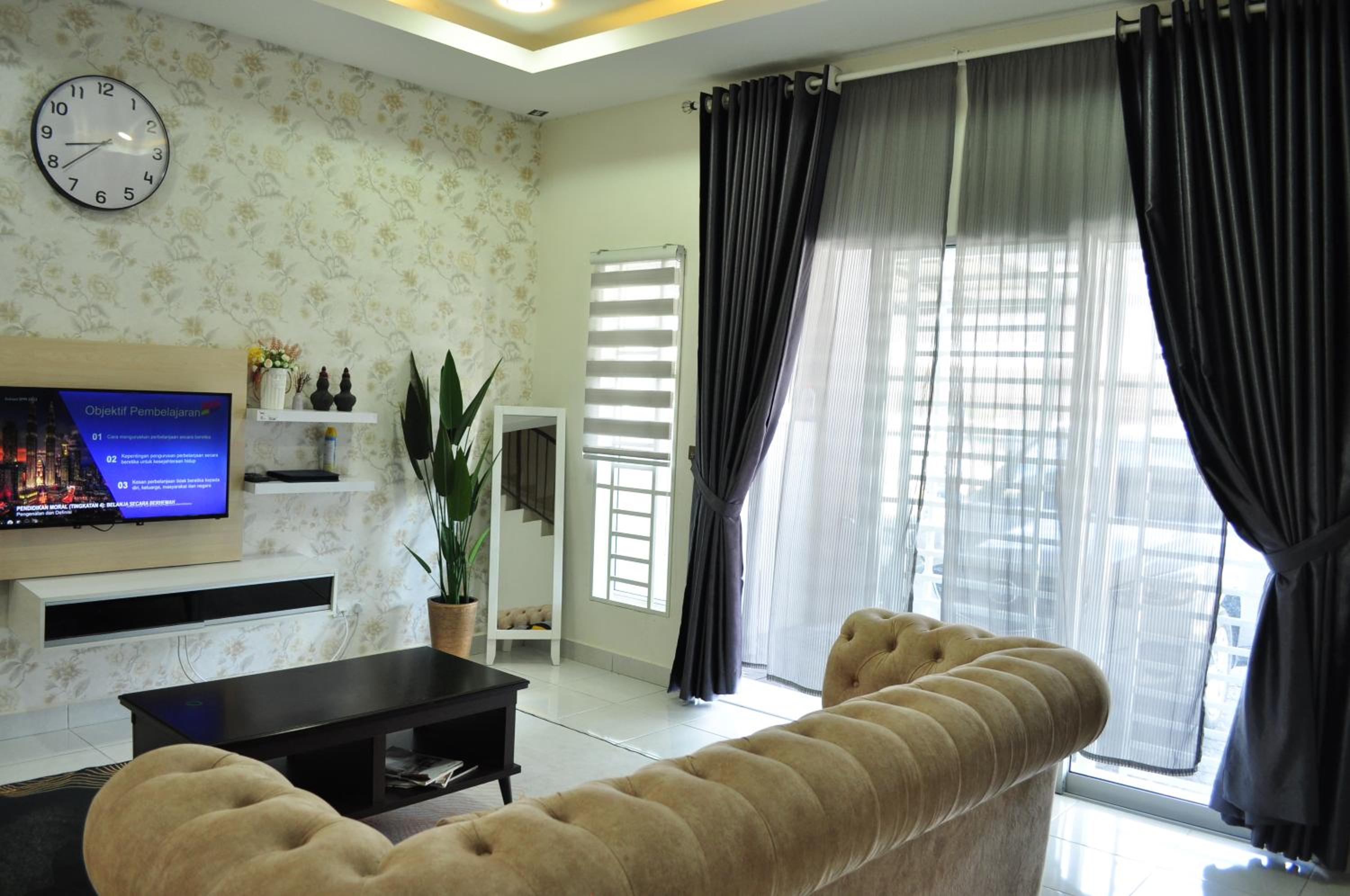De’ Nuhir Homestay Teluk Senangin photo 1