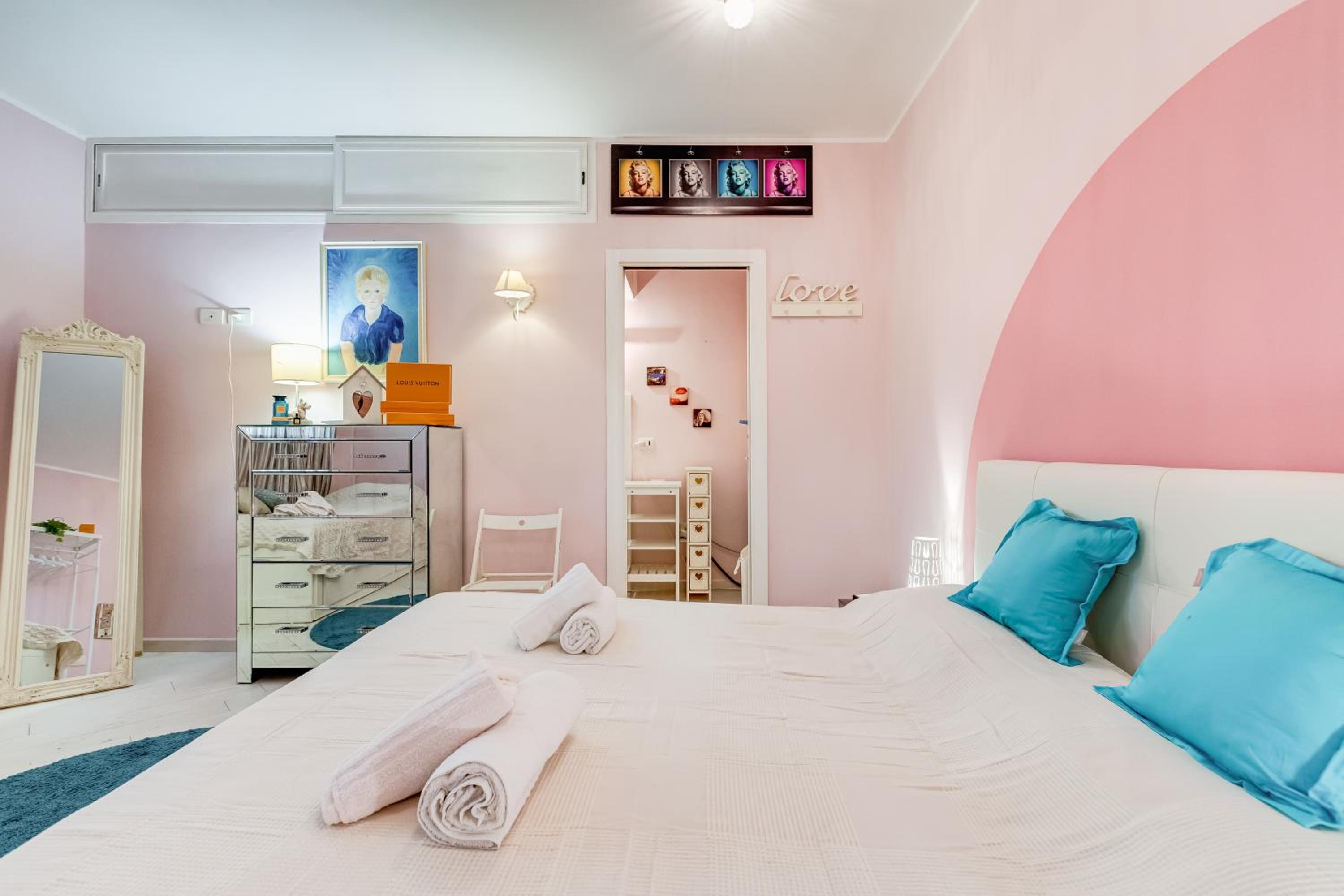 The Great Beauty - 2 double bedrooms & 2 bathrooms