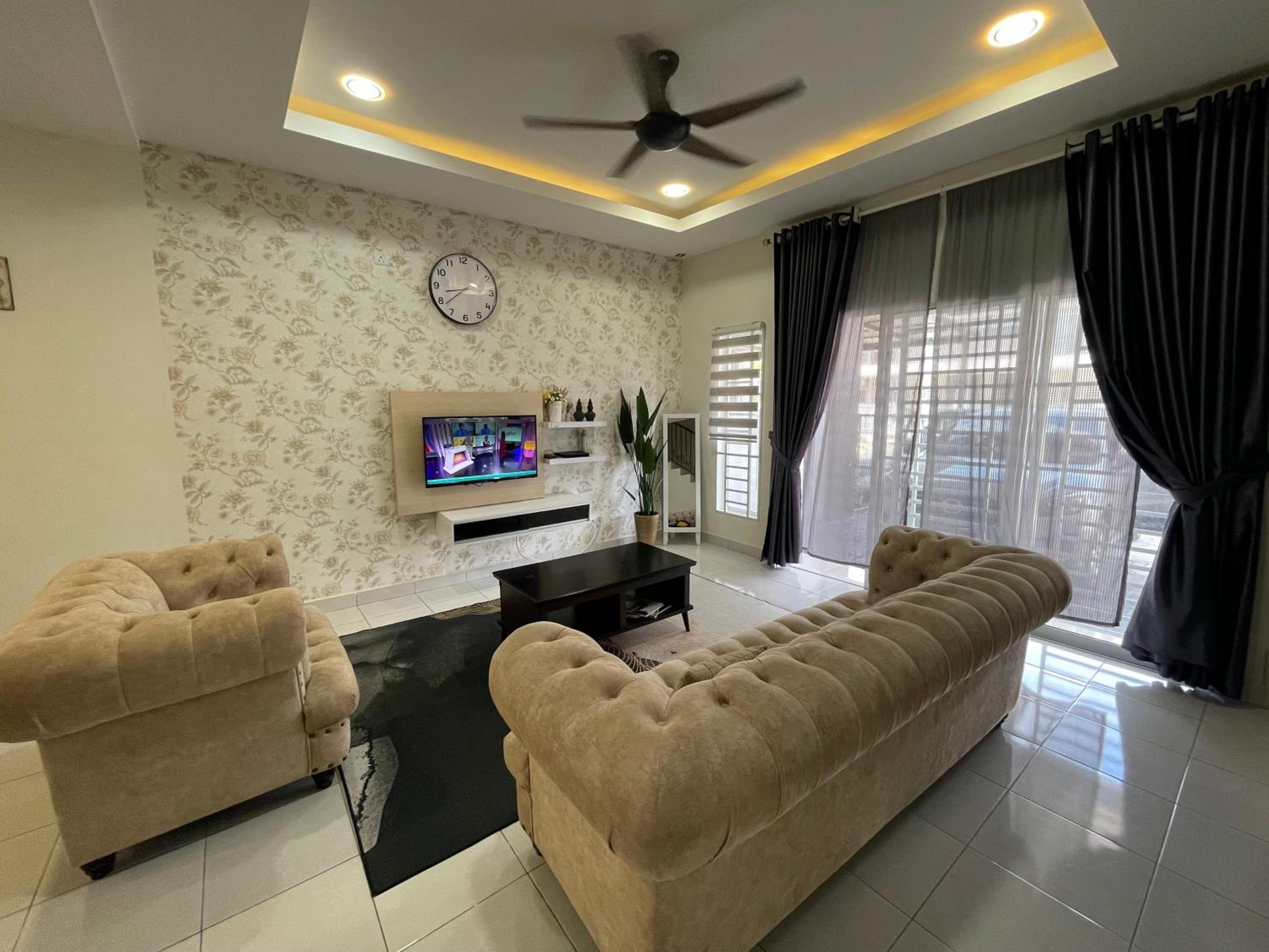 De’ Nuhir Homestay Teluk Senangin photo 3