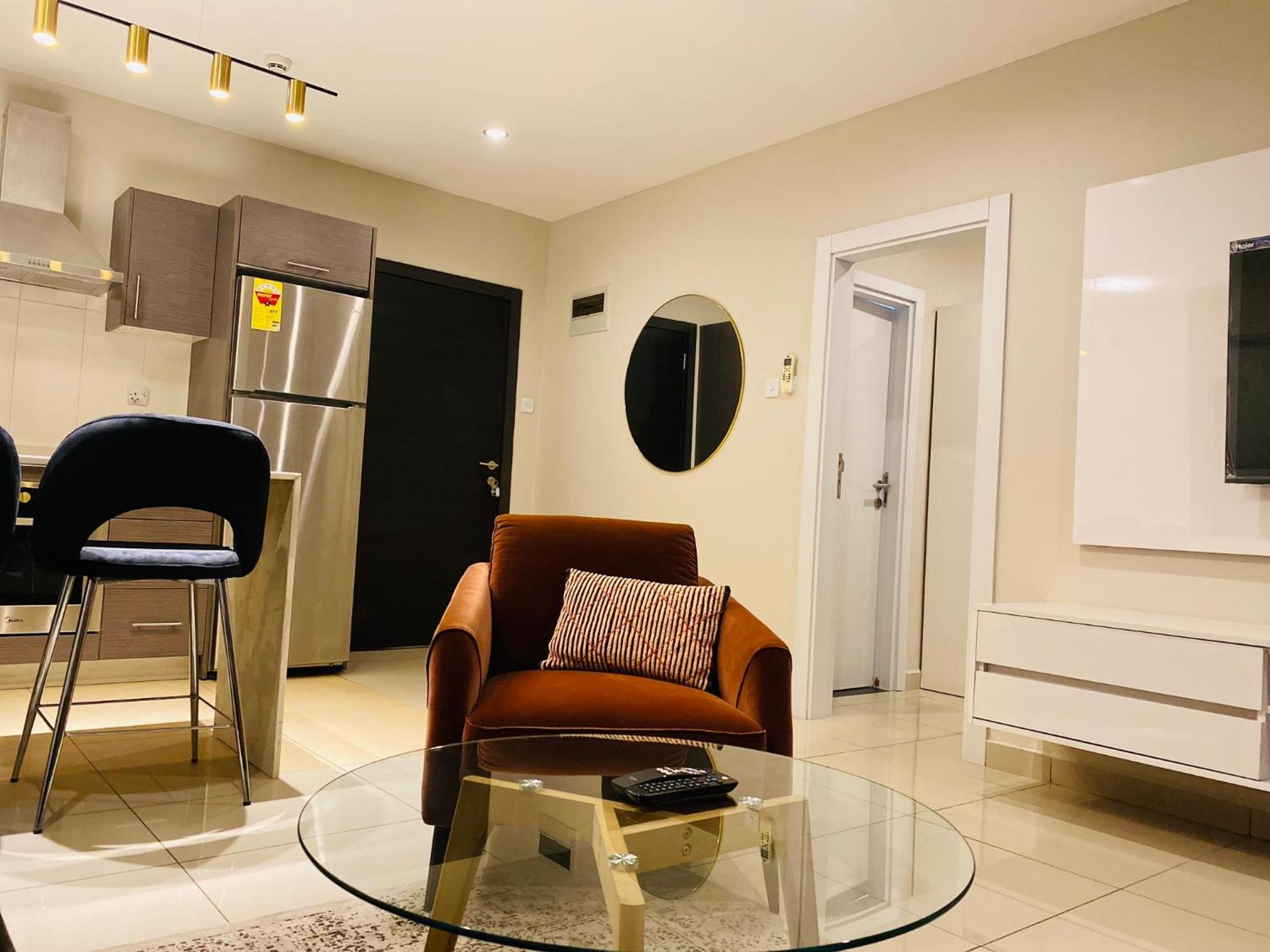 Manjaro Luxury Suites @ The Gallery, East Legon view 2