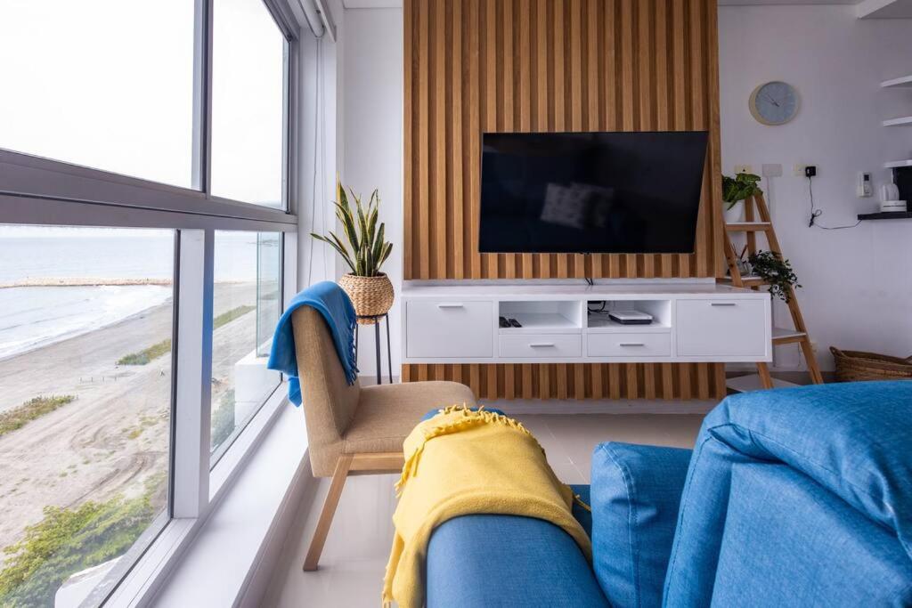 COMFORTABLE DEPARTAMENT IN FRONT THE SEA