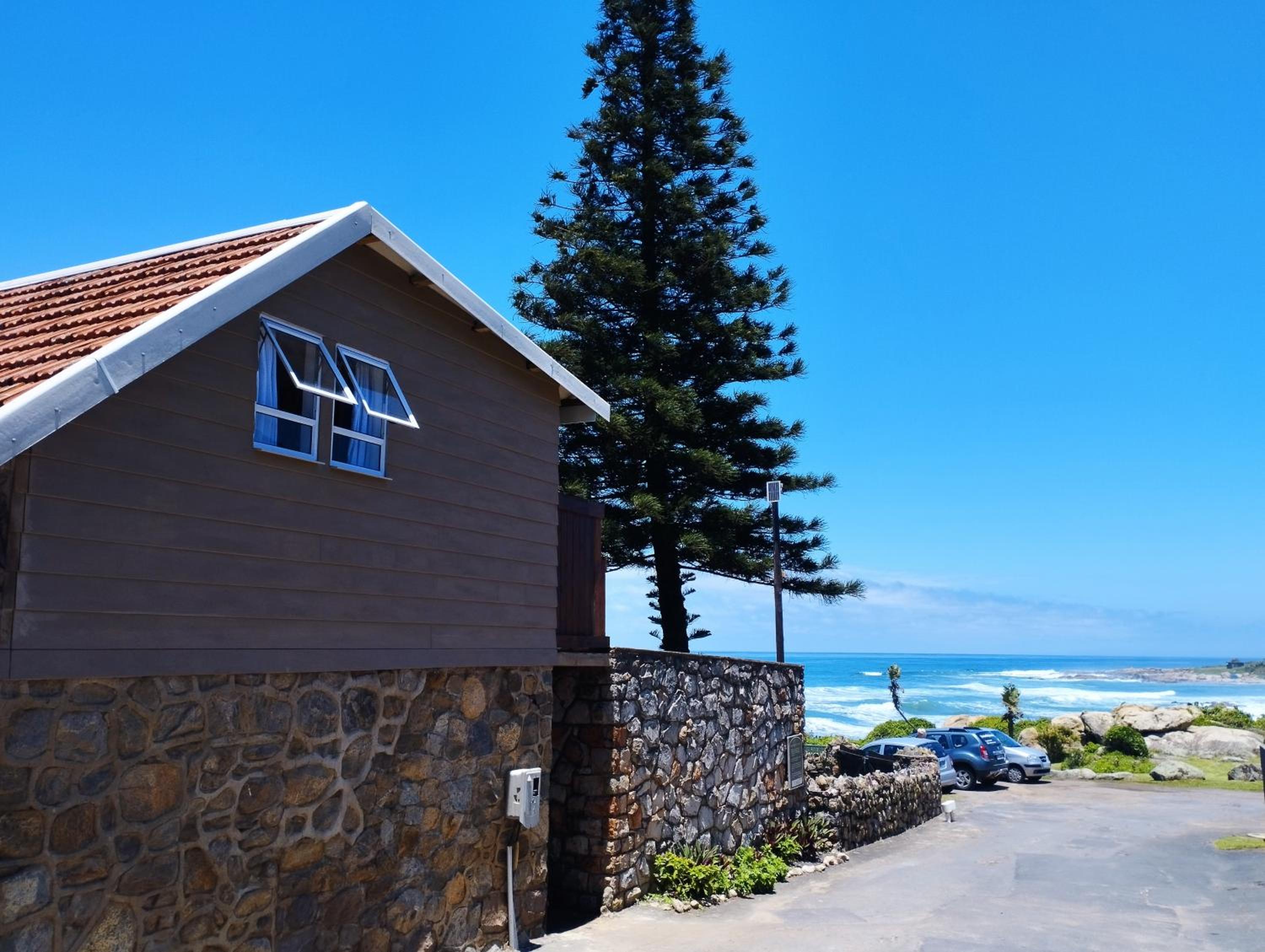 Billy Bay Cottage view 2
