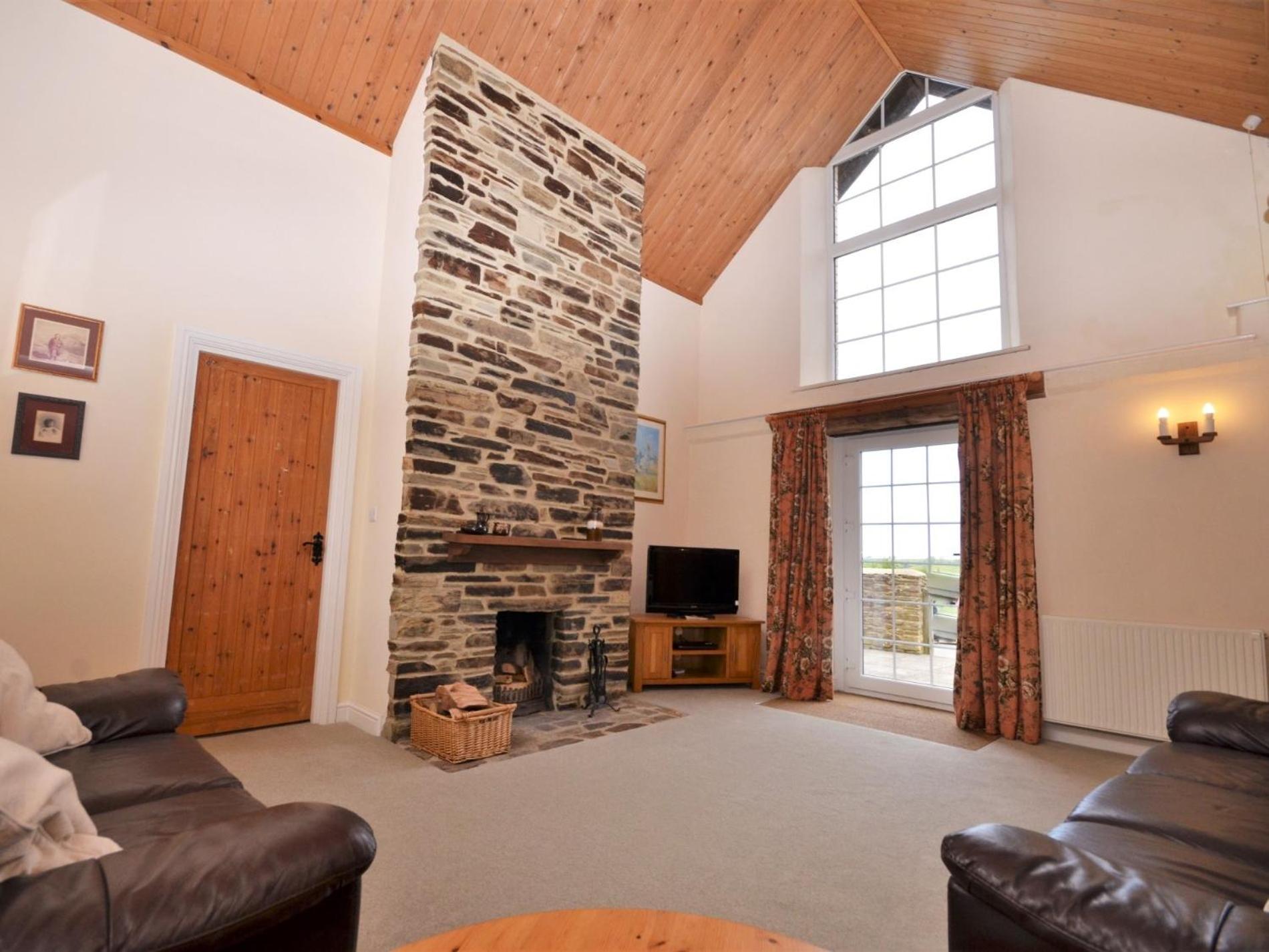 3 Bed in Plymouth oc-keepi view 4