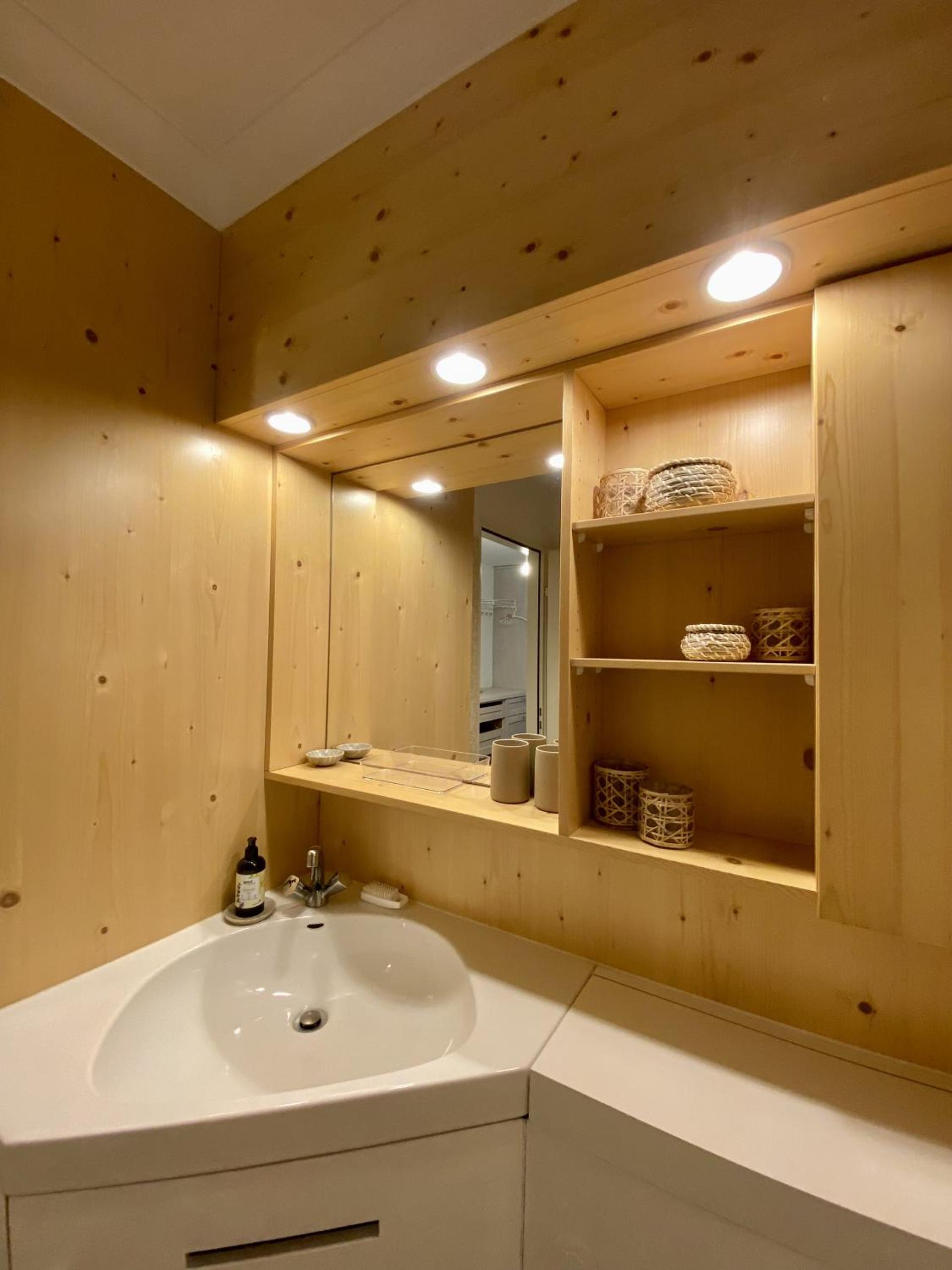 LAAX Homes Rancho 445