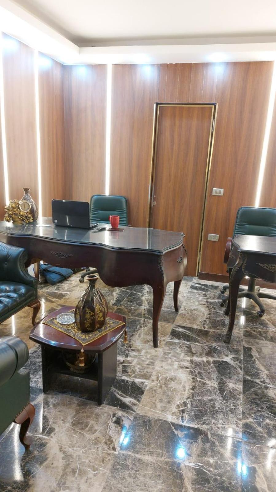 18B Shehb Apartment Hotel