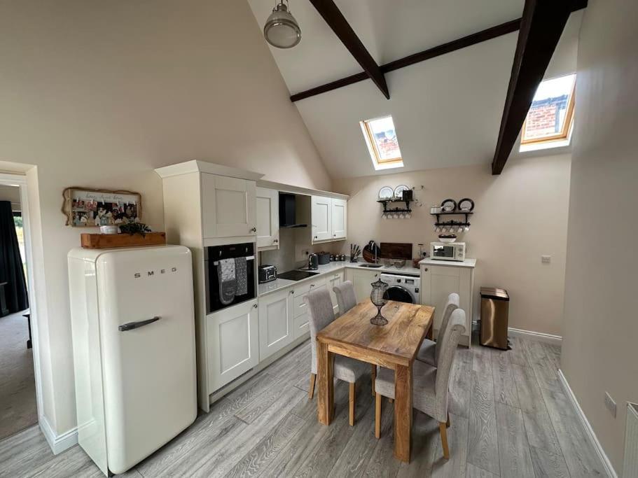 Barn conversion with hot tub view 2