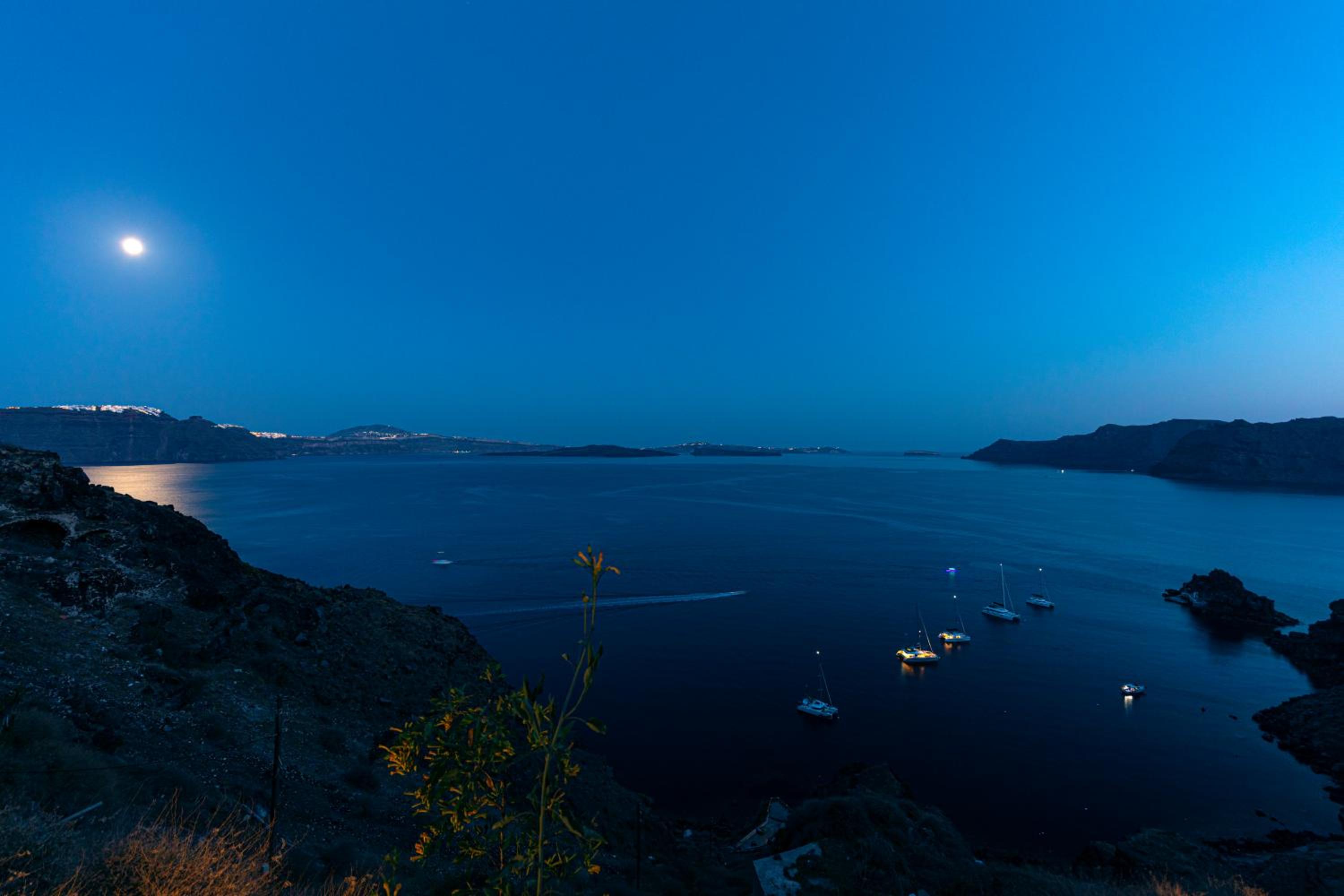 White Cave by Caldera Houses photo 5