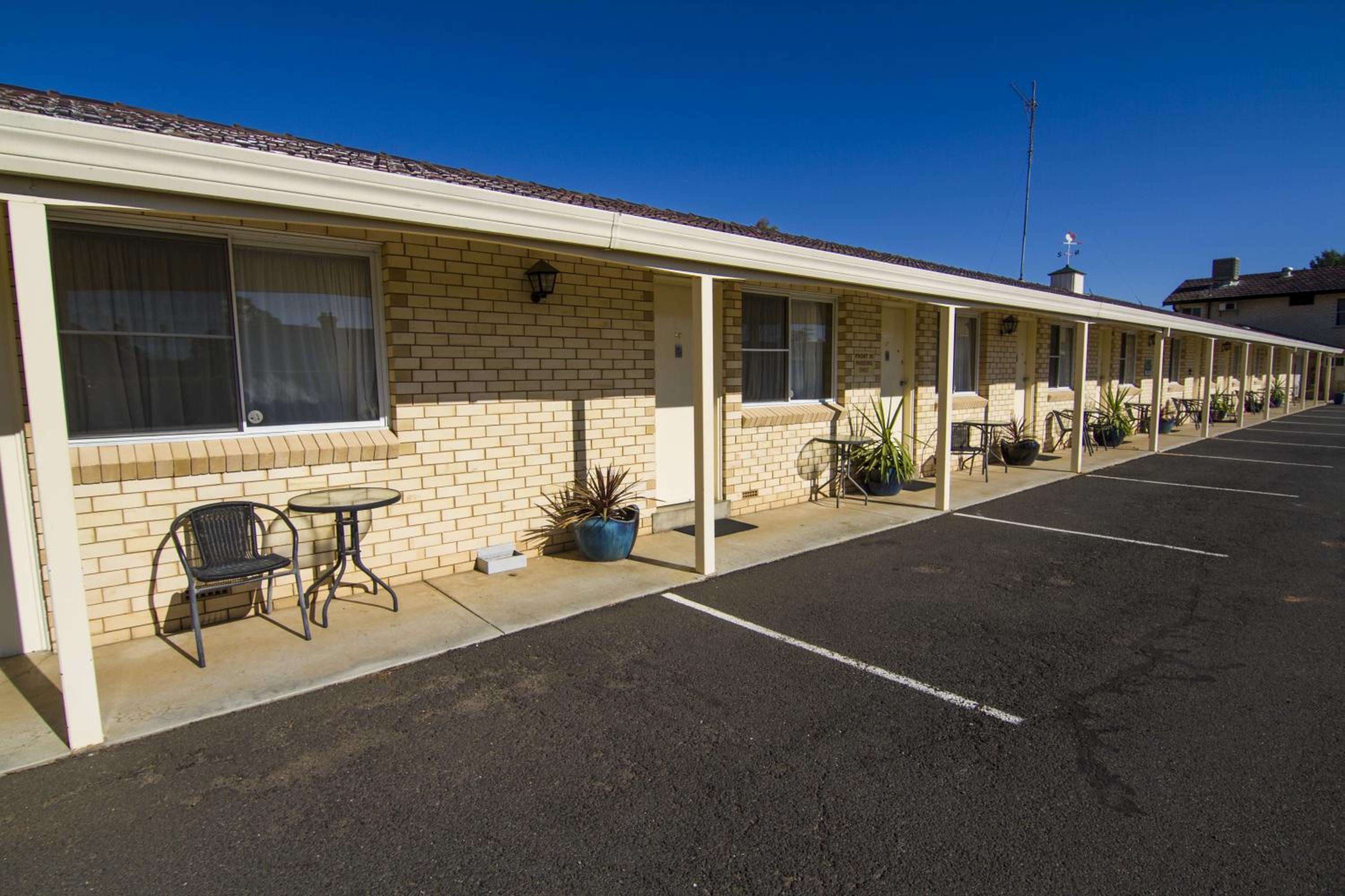 Green Gables Motel