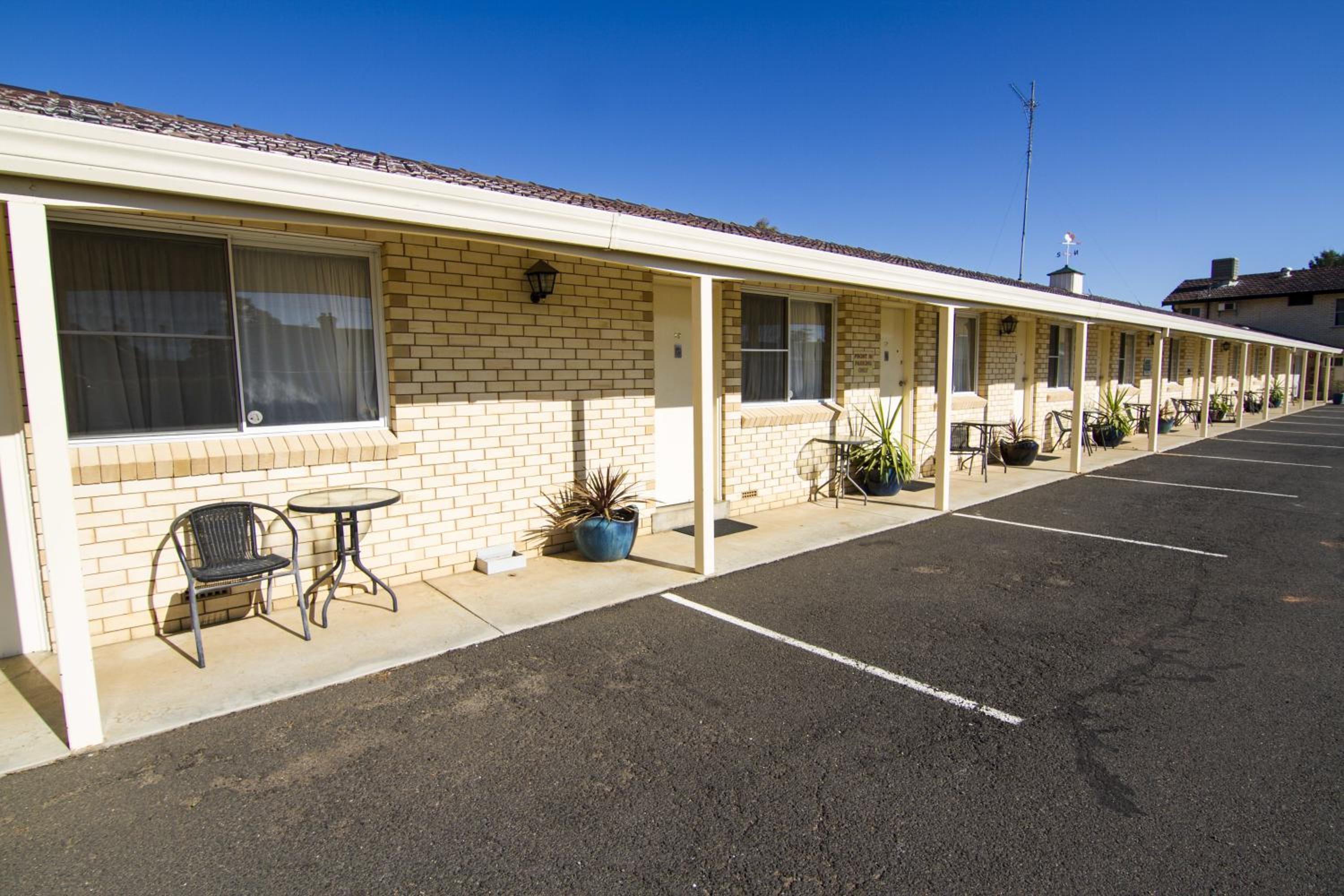 Green Gables Motel