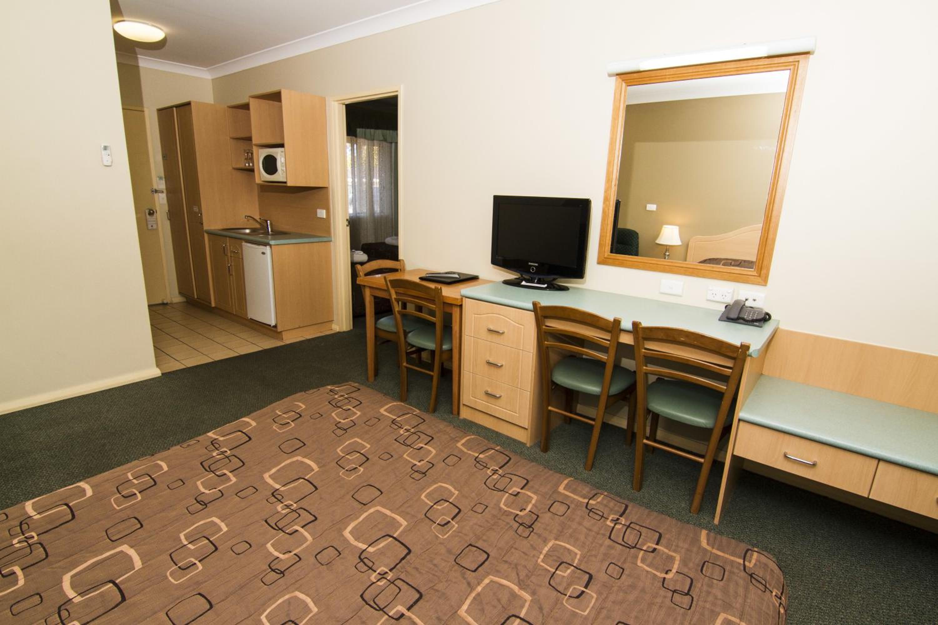 Green Gables Motel