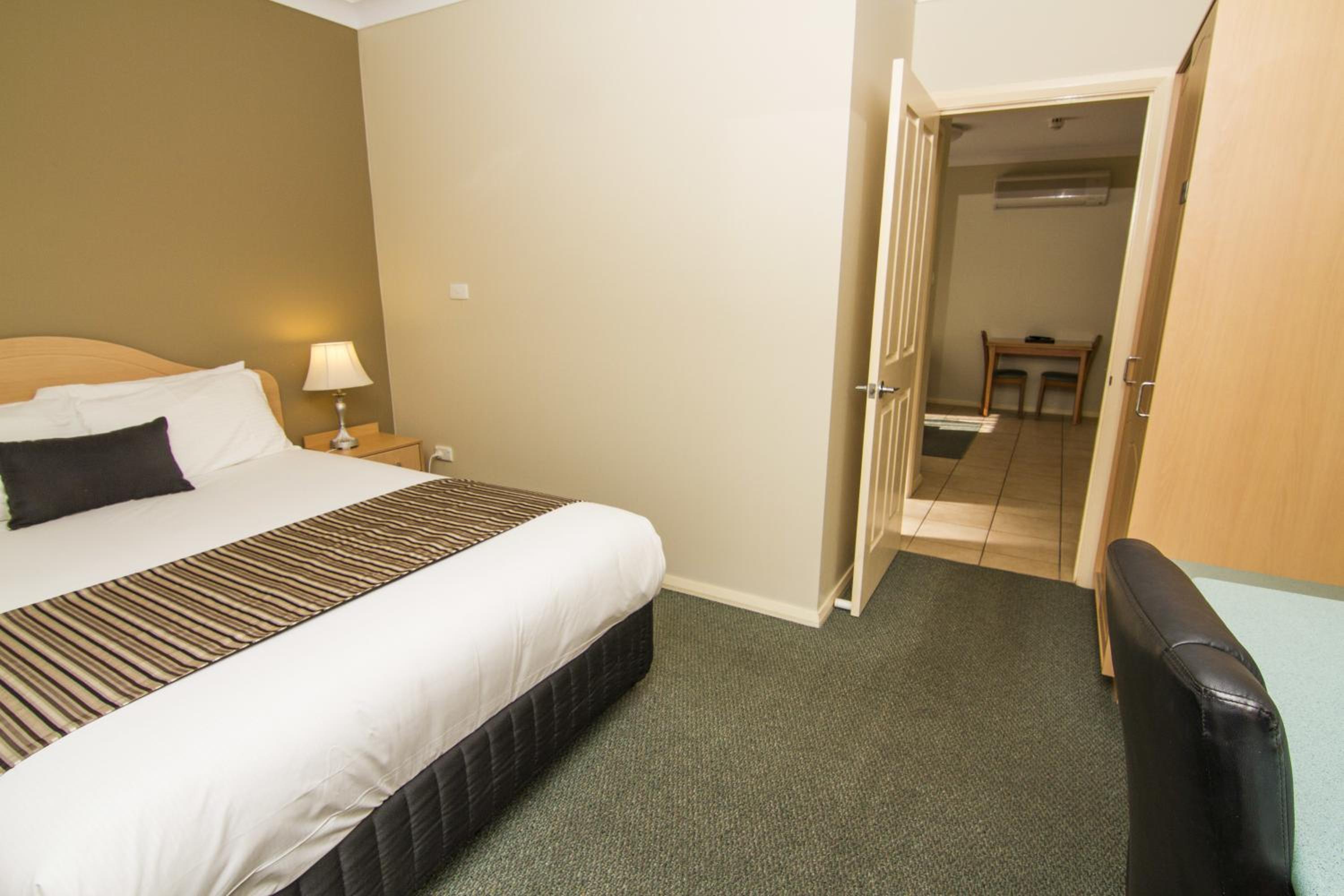 Green Gables Motel