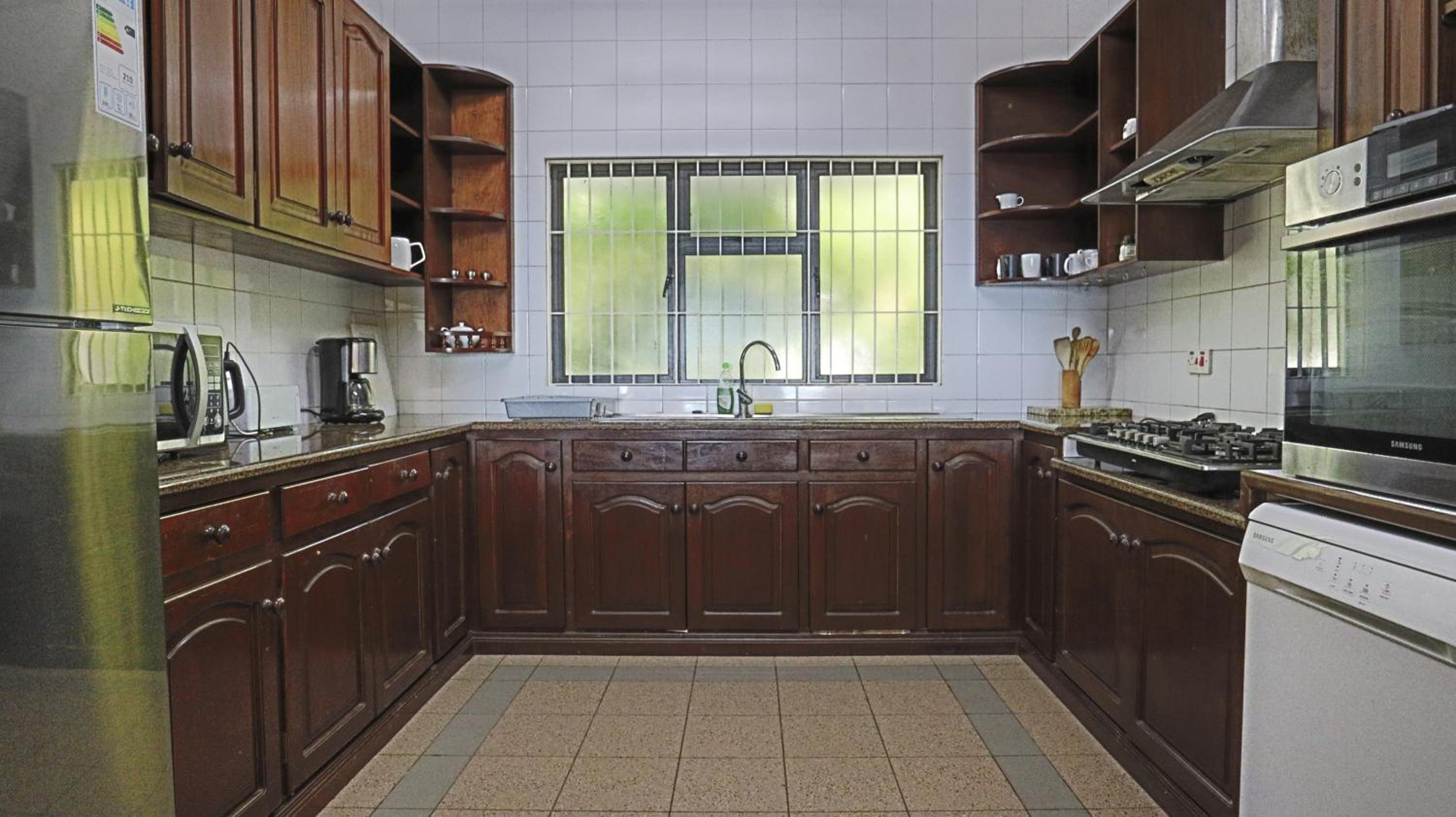 Ocean View Villa - Beauvallon villas
