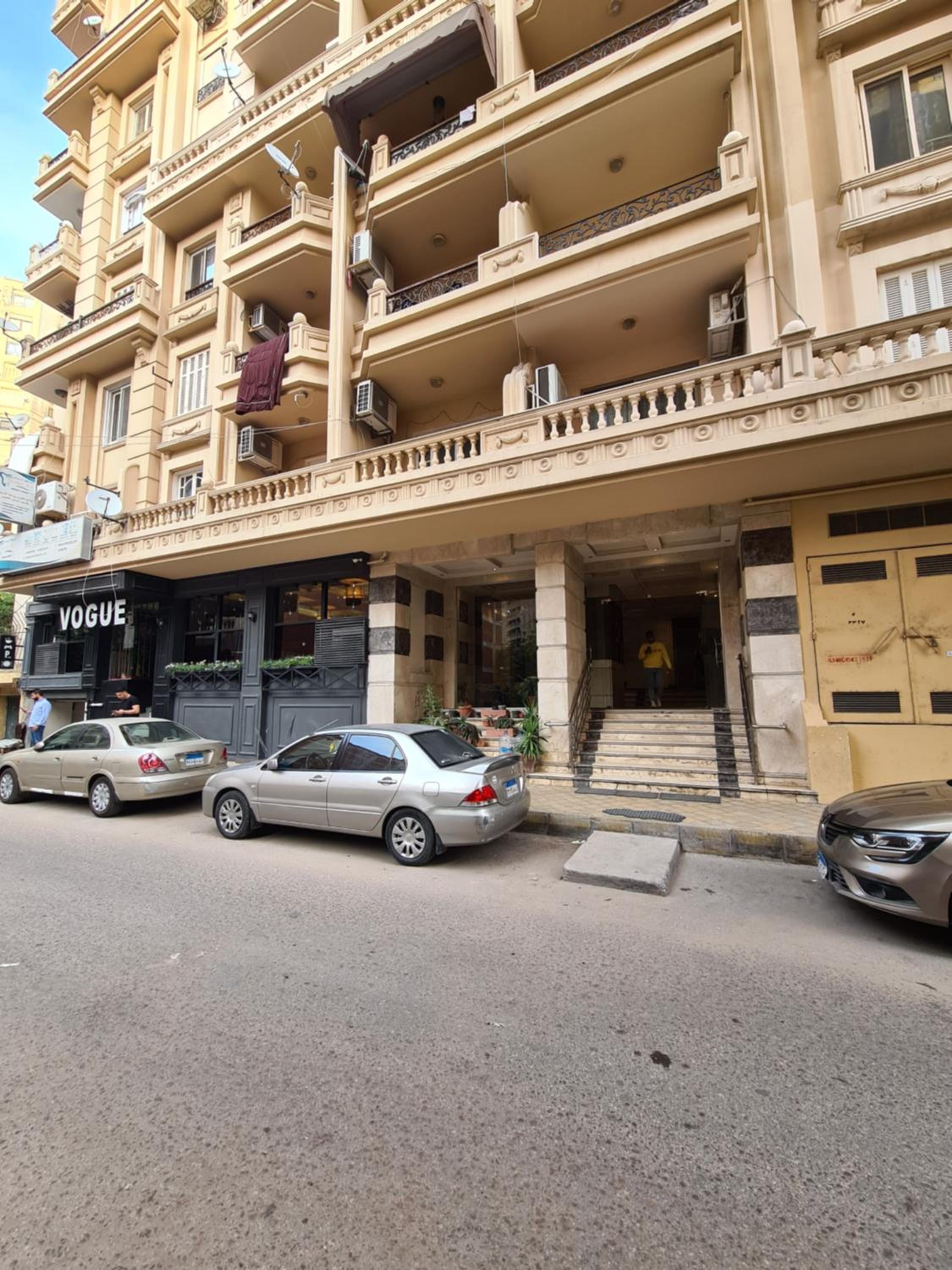 luxury Apartment - Smouha view 2