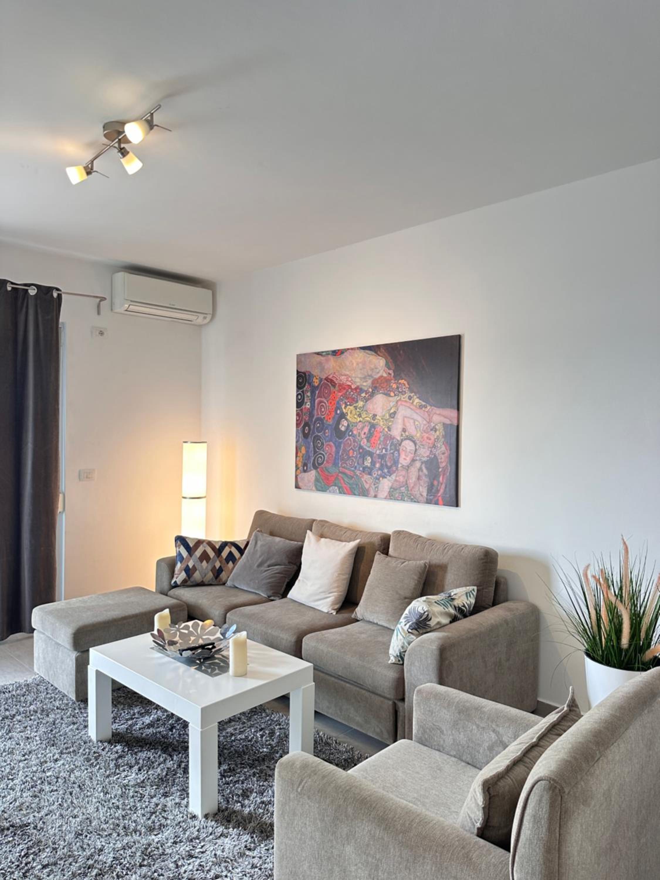 Saranda Luxury View Apartment