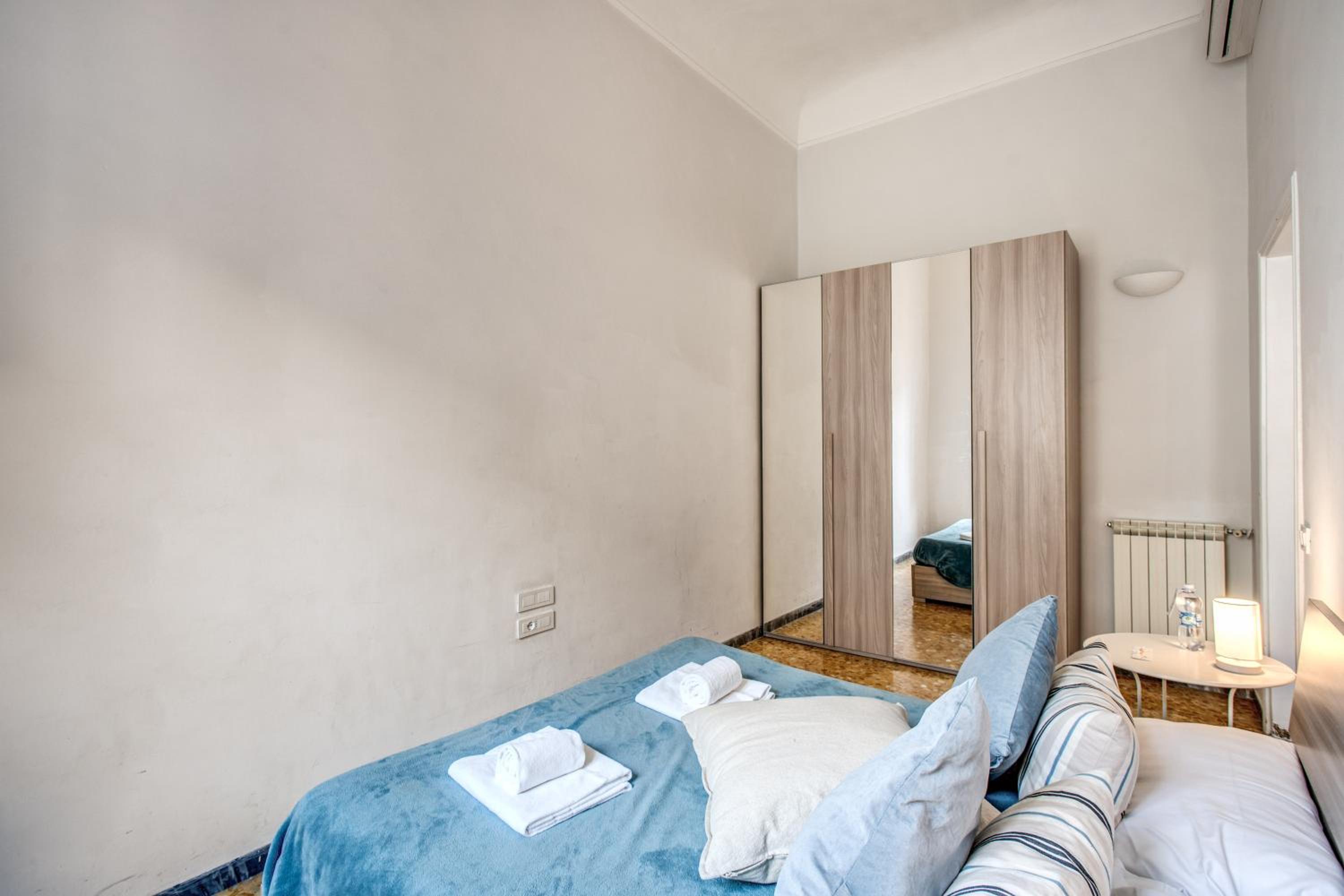 Suite Experience Termini Station Apartment