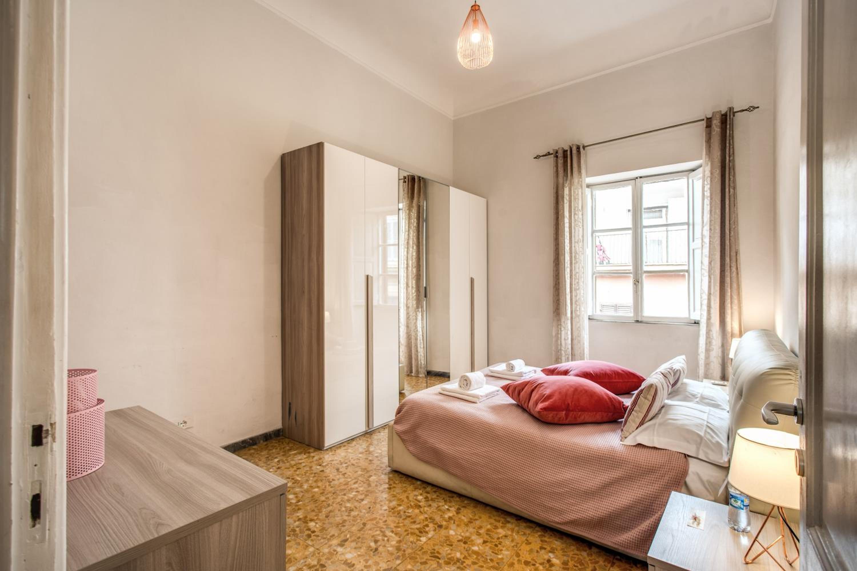 Suite Experience Termini Station Apartment